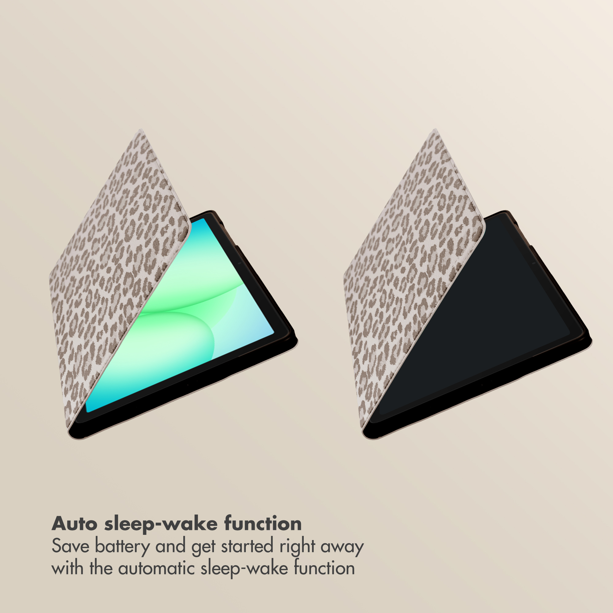 Twee tablets met luipaardhoesjes, één aan met groen scherm en één uit, ter illustratie van de slaap-waakfunctie.