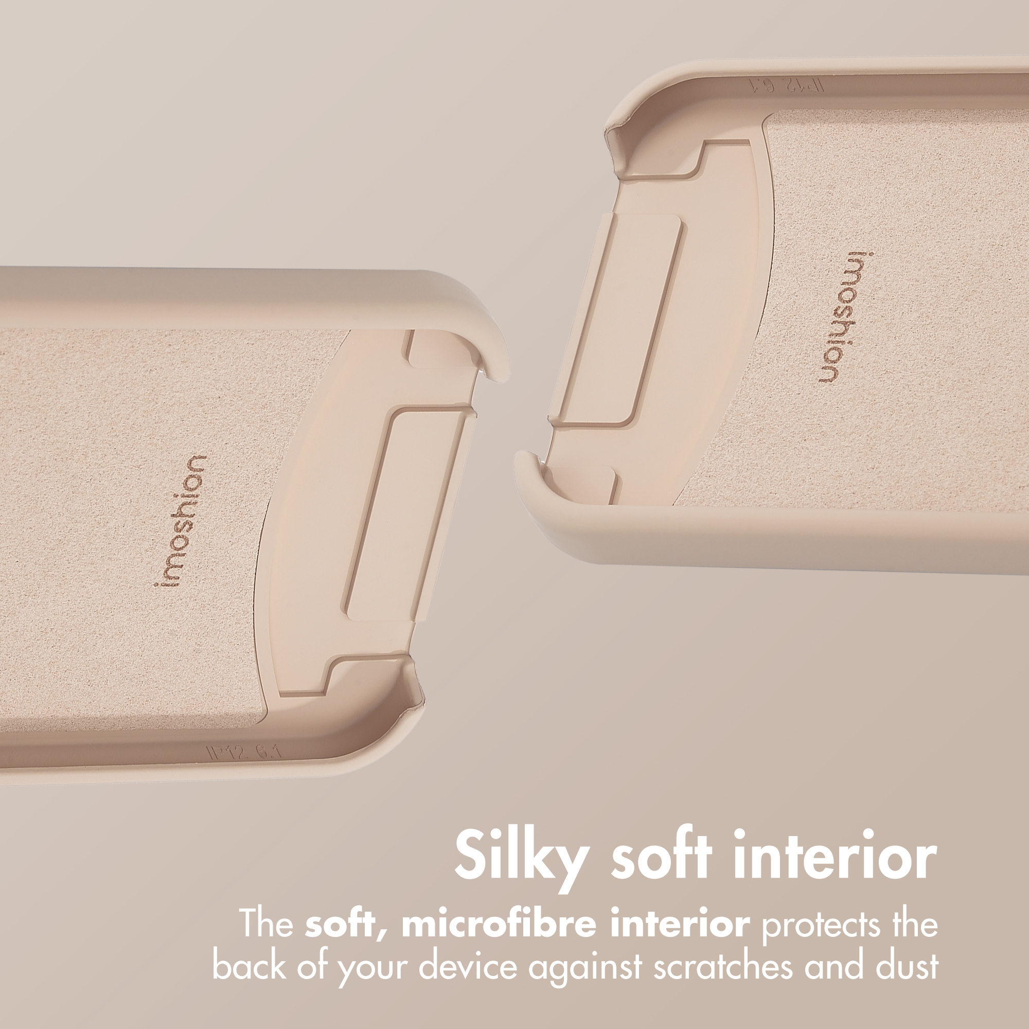 Due custodie per telefoni beige mostrano la morbida fodera interna e la scritta imoshion.