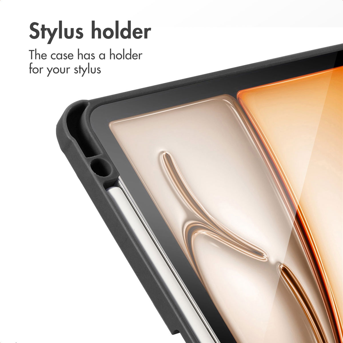 Een zwarte tablethoes met een geïntegreerde stylus houder.