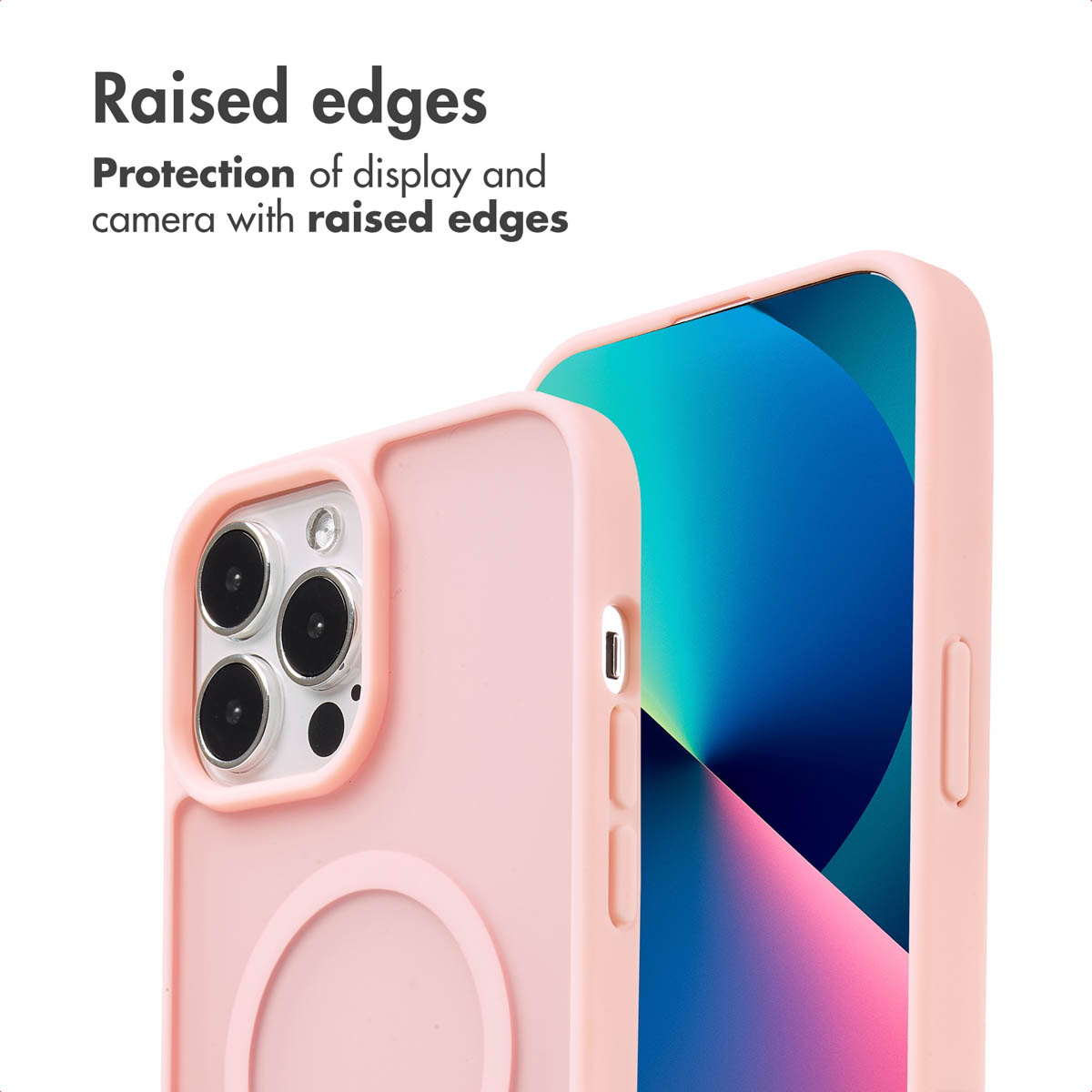 Twee roze smartphonehoesjes tonen verhoogde randen ter bescherming van camera en scherm.
