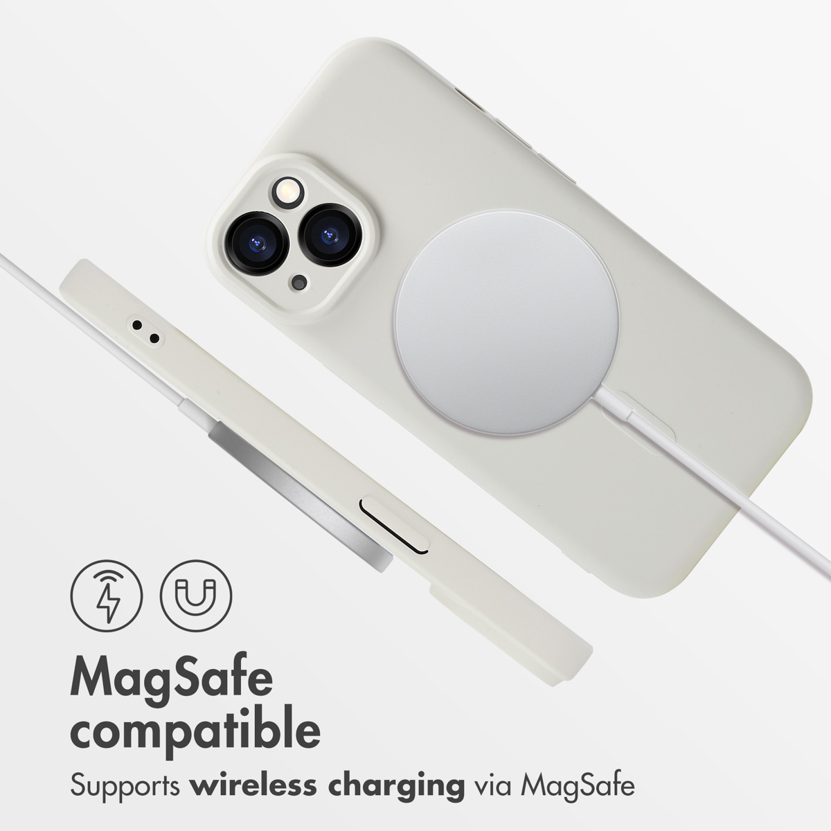 Biały smartfon w etui ładuje się bezprzewodowo za pomocą MagSafe.