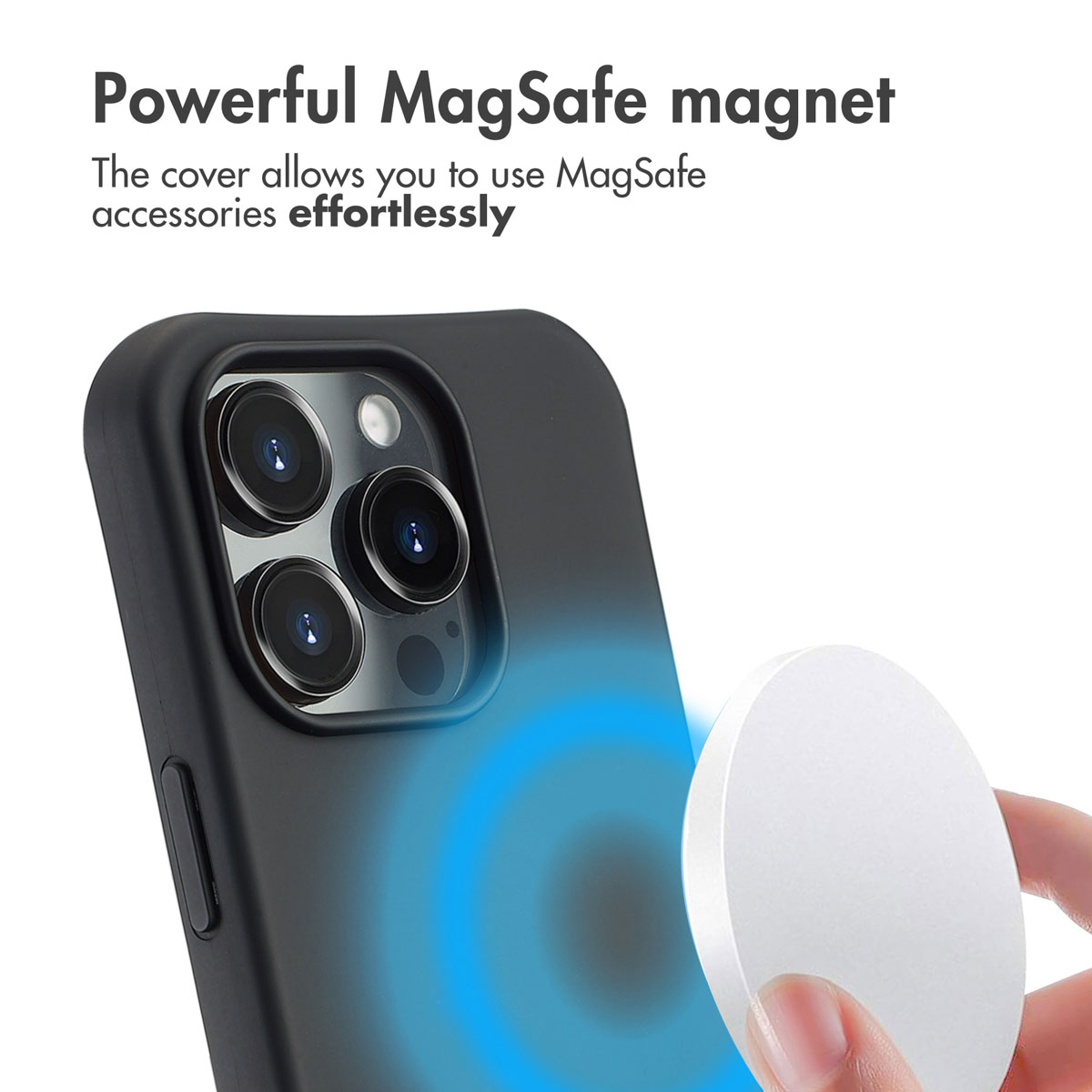 Handy in schwarzer Schutzhülle, während MagSafe-Zubehör anhaftet.