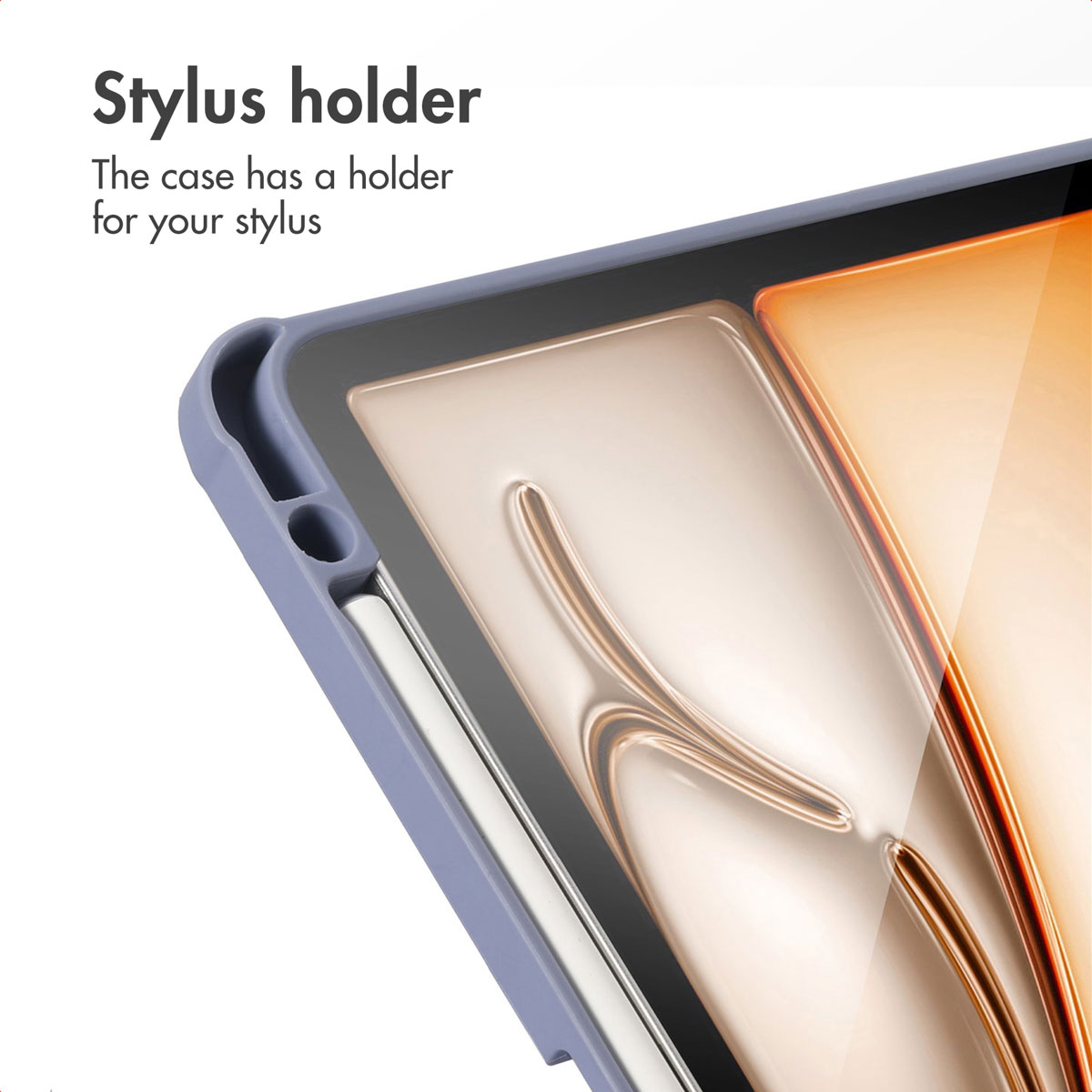 Close-up van een tablet in paarse hoes met geïntegreerde stylus houder.