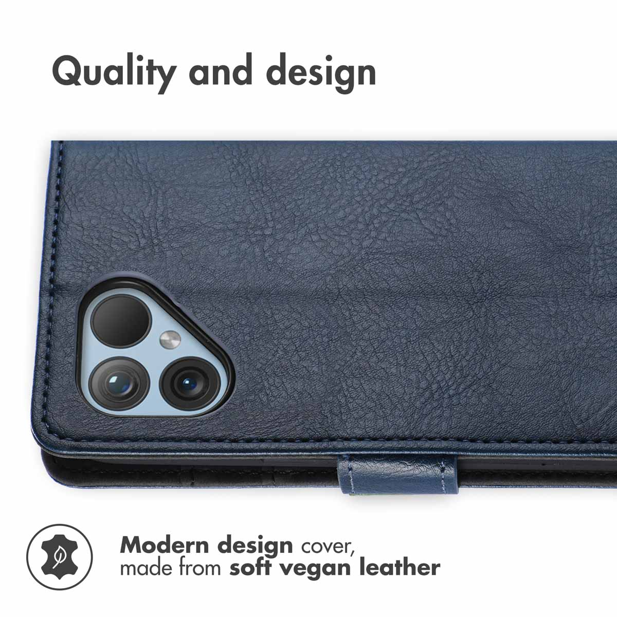 Una custodia in pelle vegana blu con tre fotocamere e testo Qualità e design.