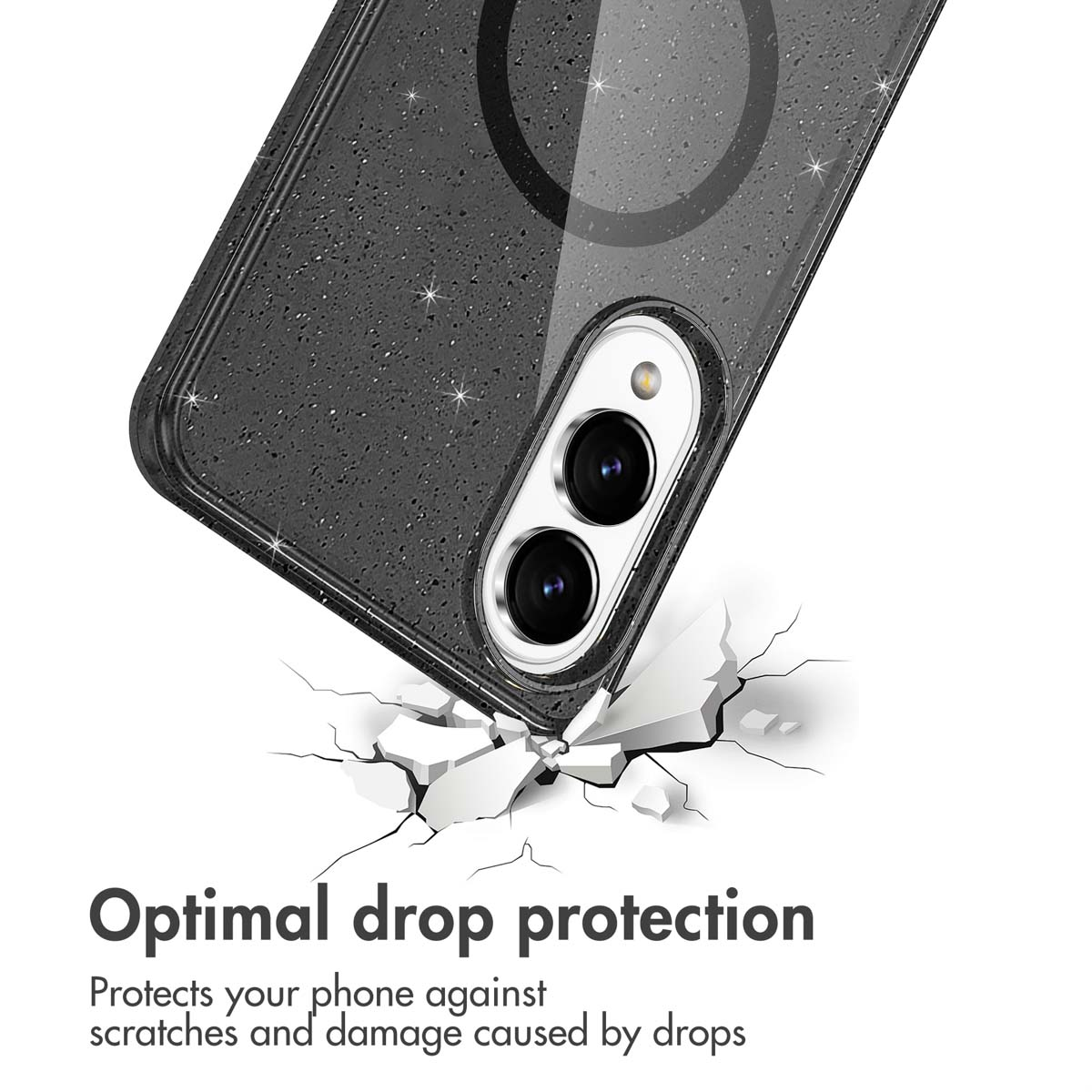 Custodia per smartphone nera glitterata con due fori per fotocamera su sfondo bianco screpolato.