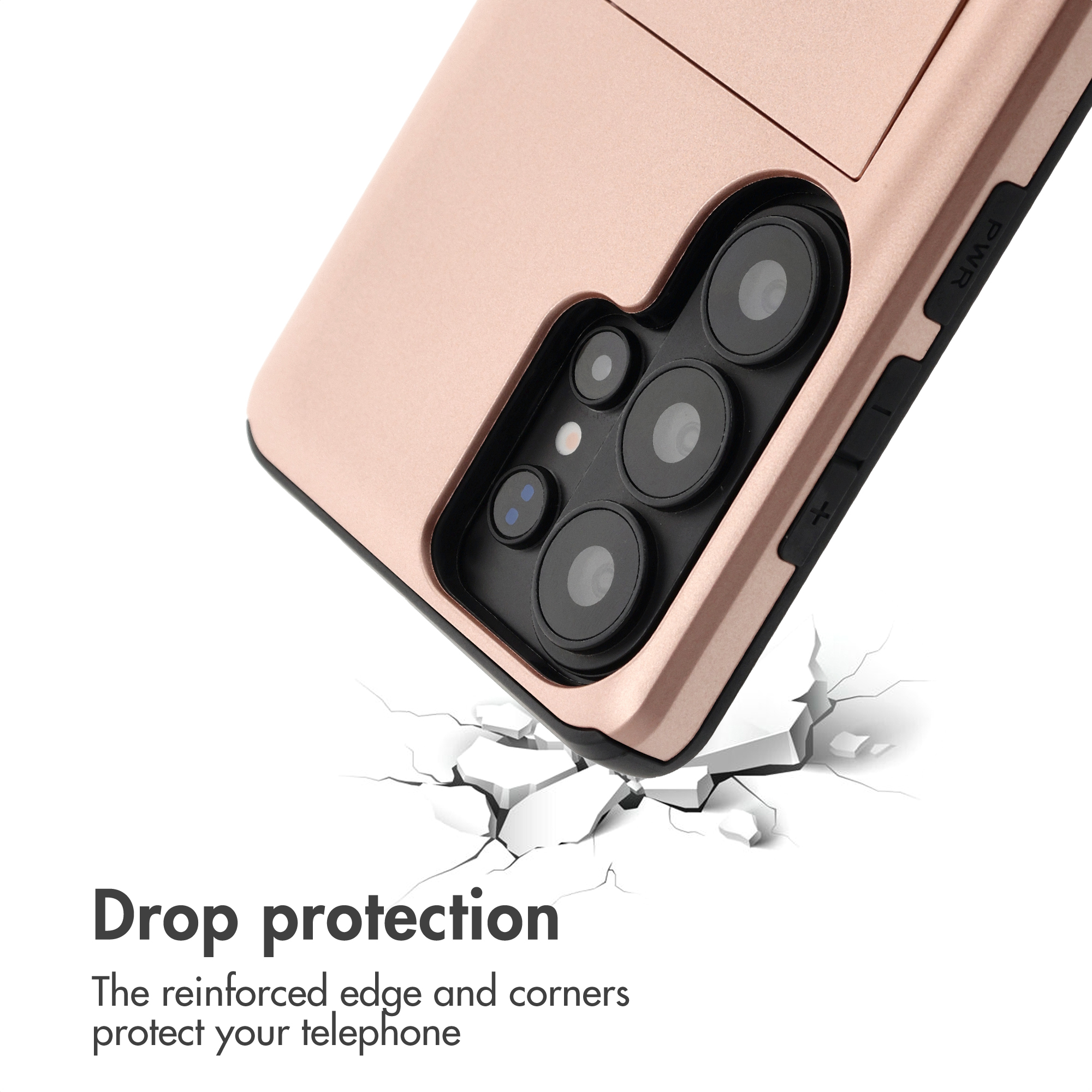 Una funda de teléfono de oro rosa flota sobre una superficie blanca agrietada.