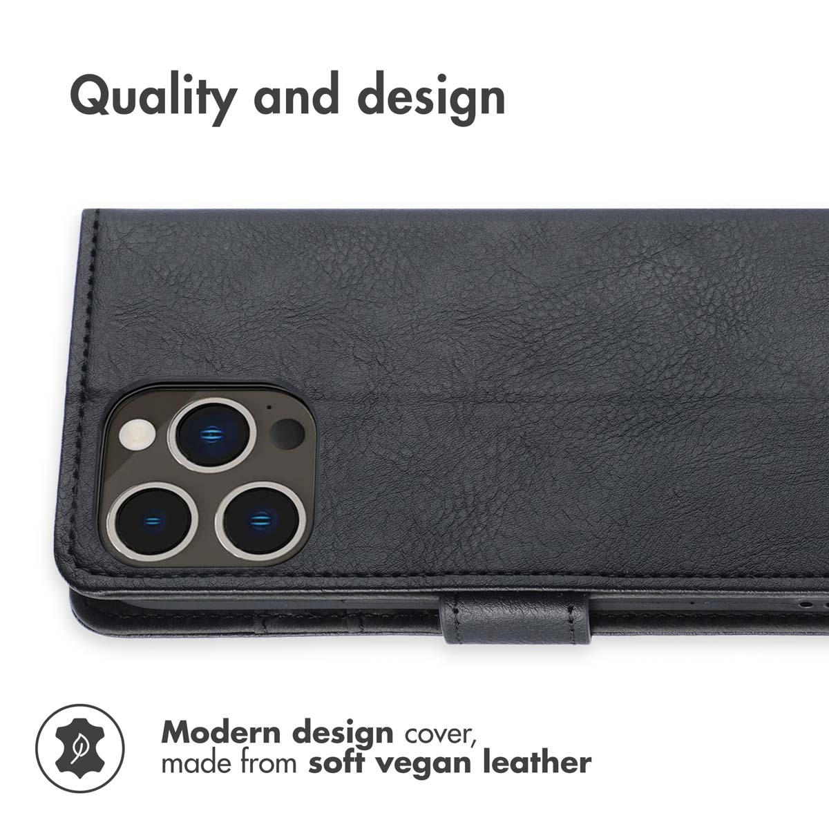 Funda de cuero vegano negro para teléfono con recorte para tres lentes de cámara.