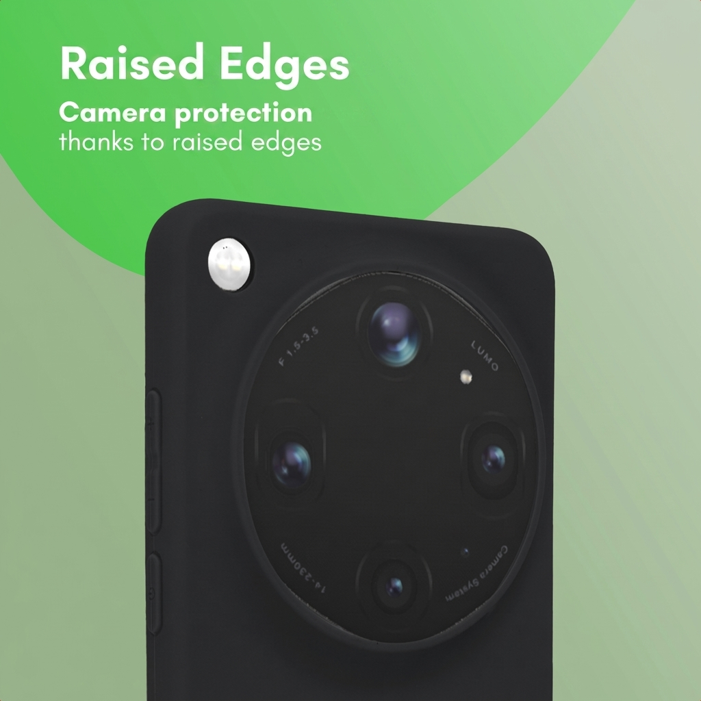 Funda de teléfono negra con gran módulo de cámara redondo y texto sobre bordes elevados.