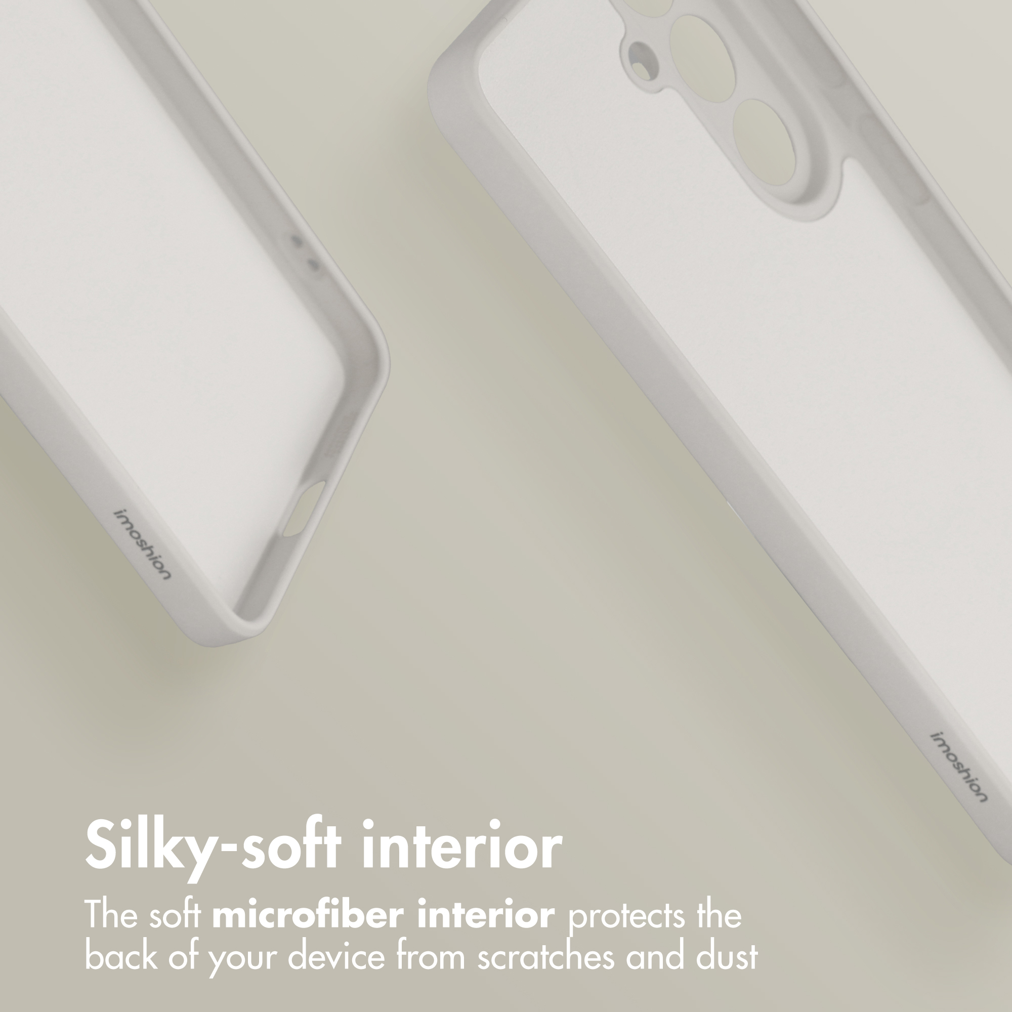 Due cover per telefono grigio chiaro con interno in morbida microfibra su sfondo neutro con testo.