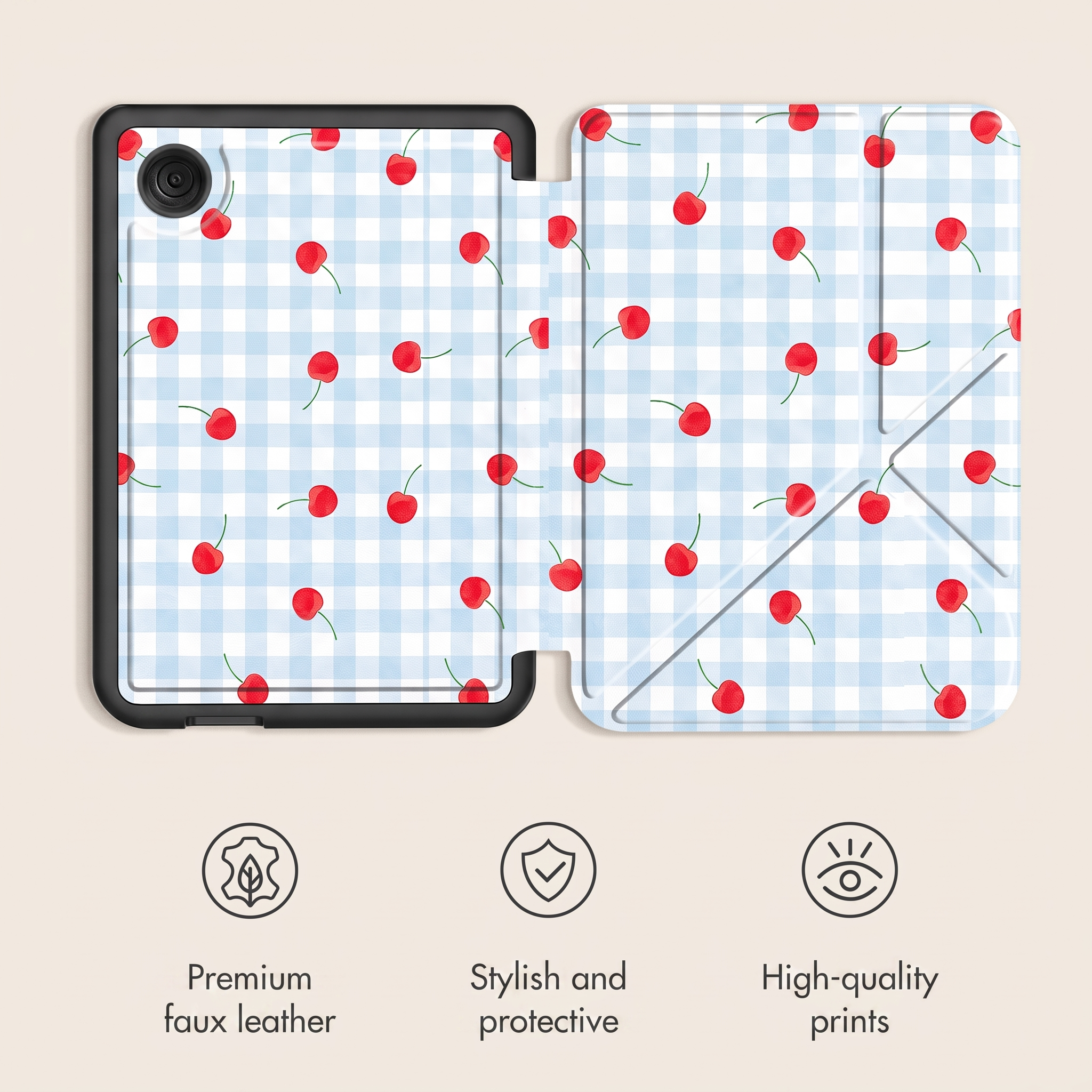 Étui pour tablette avec motif vichy bleu et blanc et cerises rouges, avec trois icônes en bas.