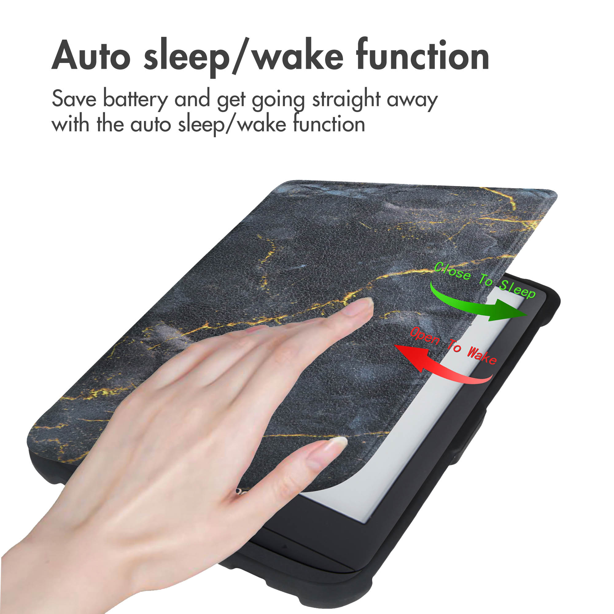 Een hand opent en sluit een e-readerhoes met marmerpatroon en tekst over de automatisch slapen/ontwaken functie.