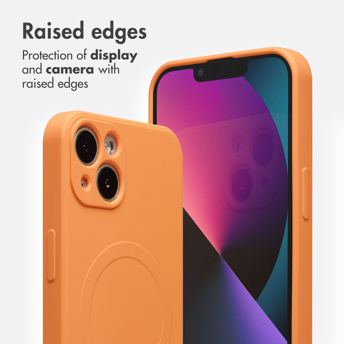 Deux coques de téléphone en silicone orange sur fond clair, montrant des bords surélevés.