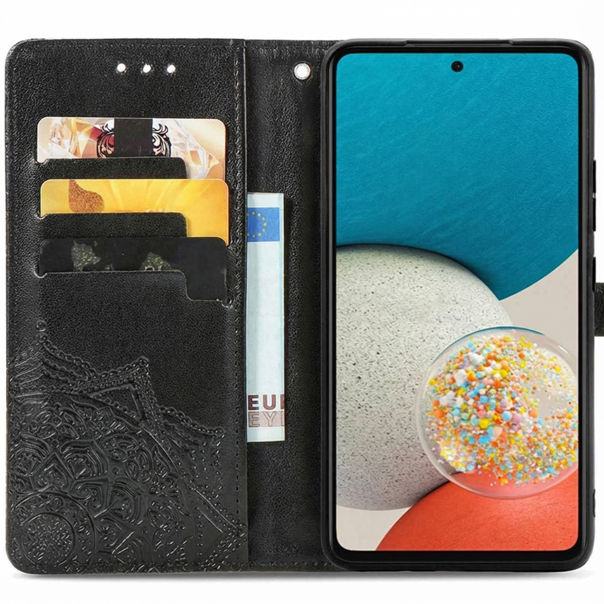 Étui de téléphone en cuir noir avec gaufrage mandala, fentes pour cartes, billet et smartphone.