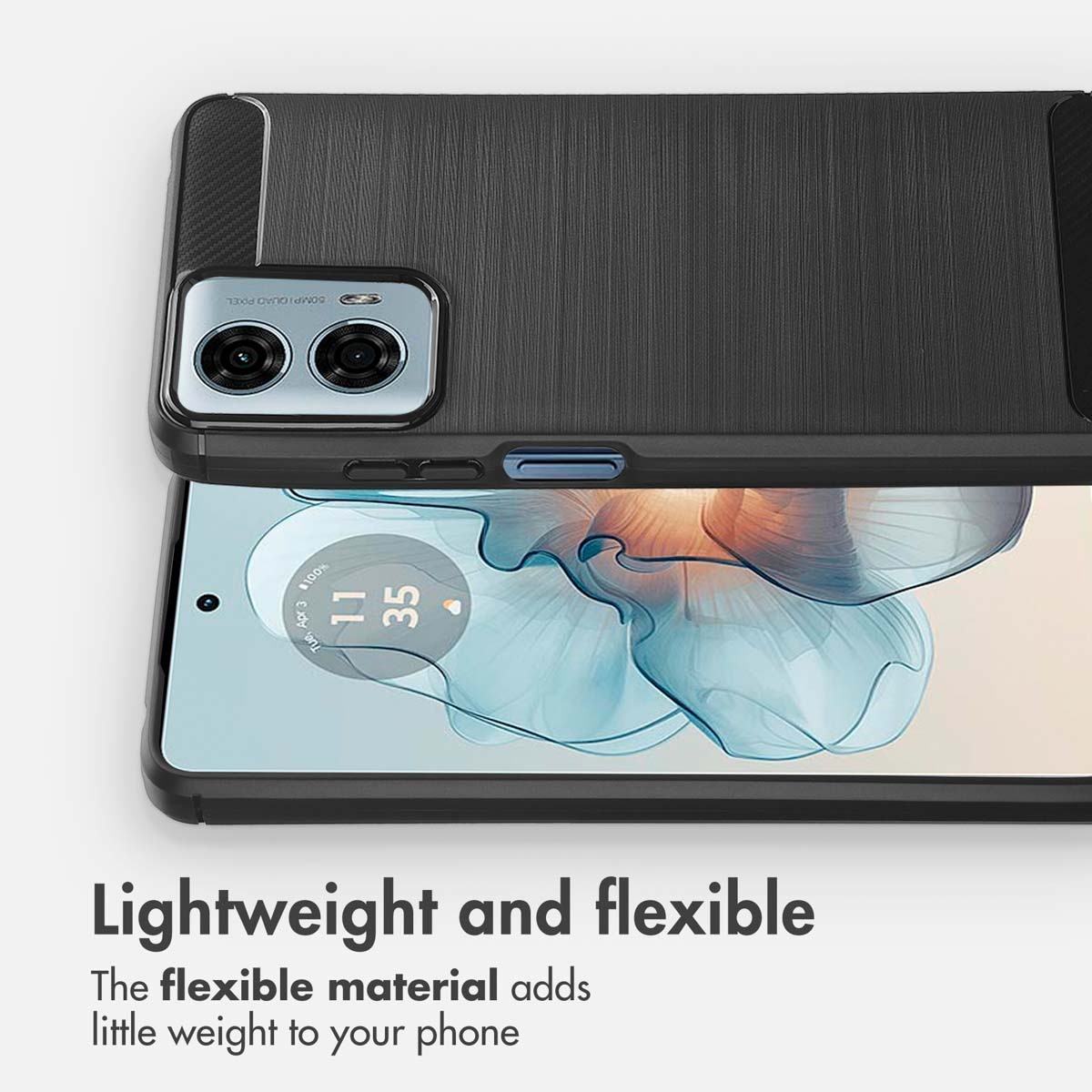 Ein schwarzes Smartphone mit Schutzhülle zeigt das Display mit abstrakten Farben und Text.