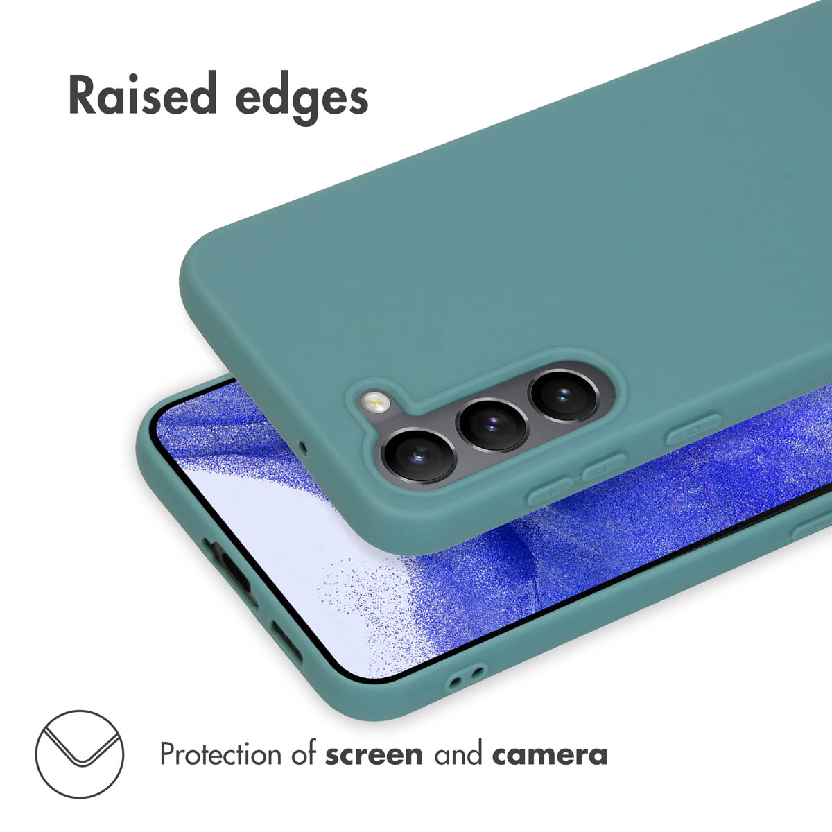 Une coque de téléphone bleu-vert avec des bords surélevés pour protéger l'écran et l'appareil photo.