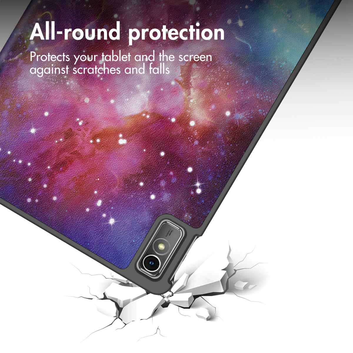 Tablette avec coque spatiale sur sol craquelé et texte All-round protection.