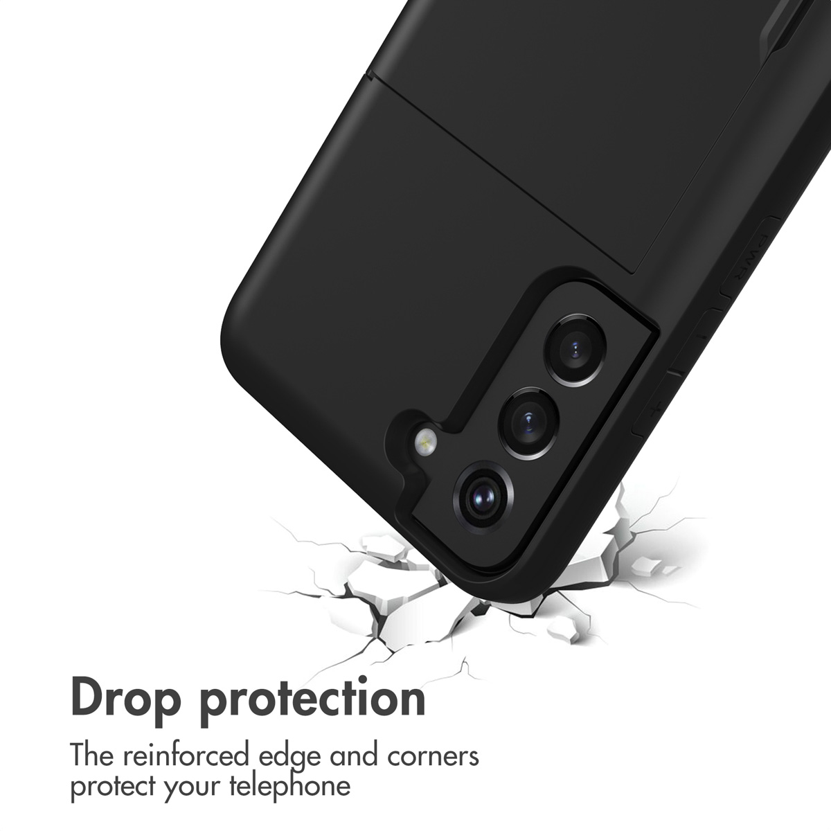 Une coque noire avec triple appareil photo frappe une surface blanche fissurée avec du texte de protection.