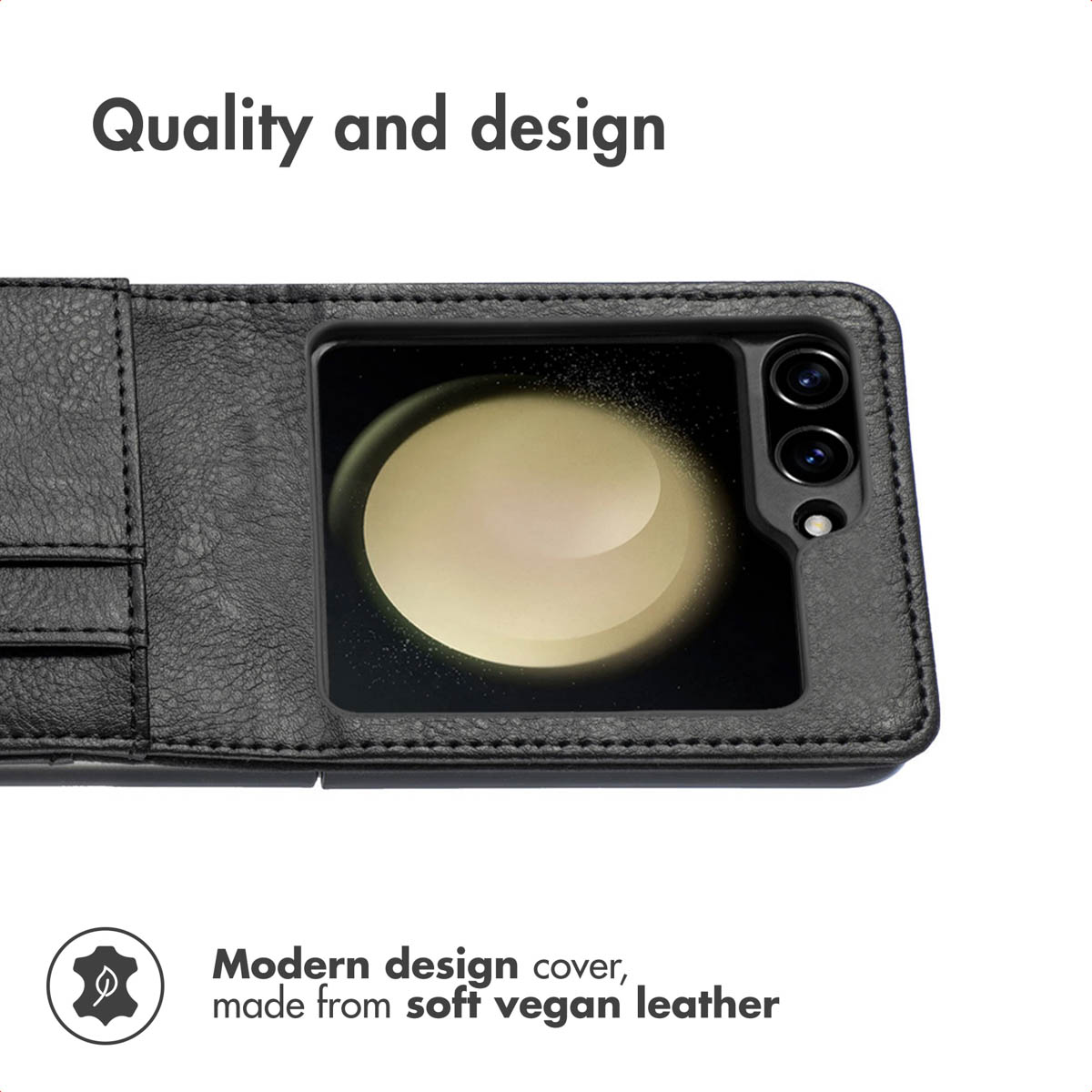 Custodia per telefono in pelle vegana nera con fessure per carte e fotocamera.