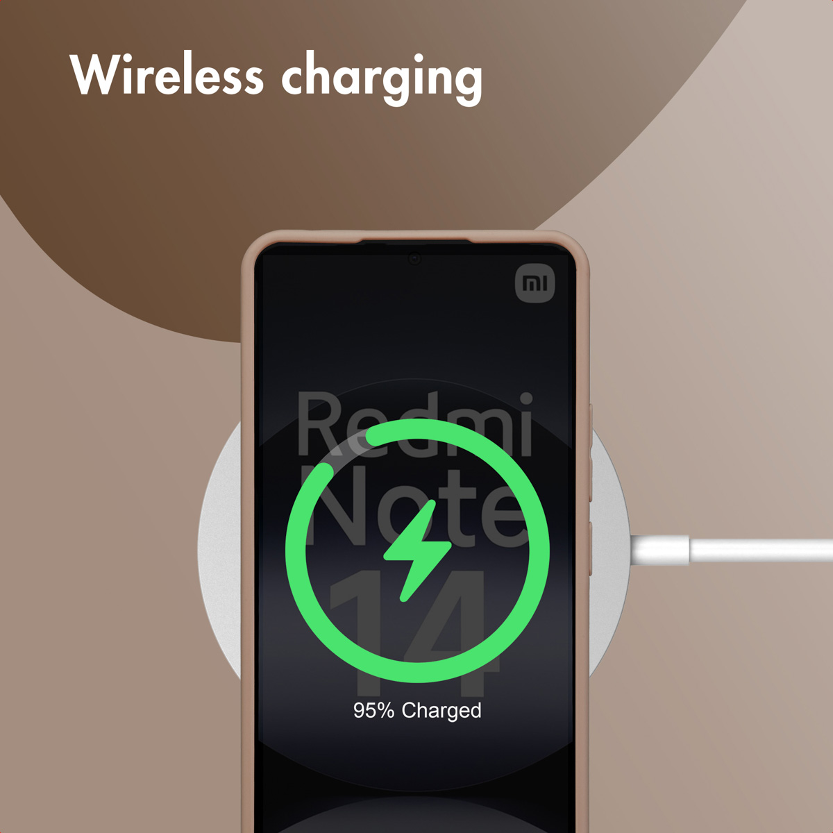 Un smartphone Redmi cargando inalámbricamente en una base blanca con icono verde.