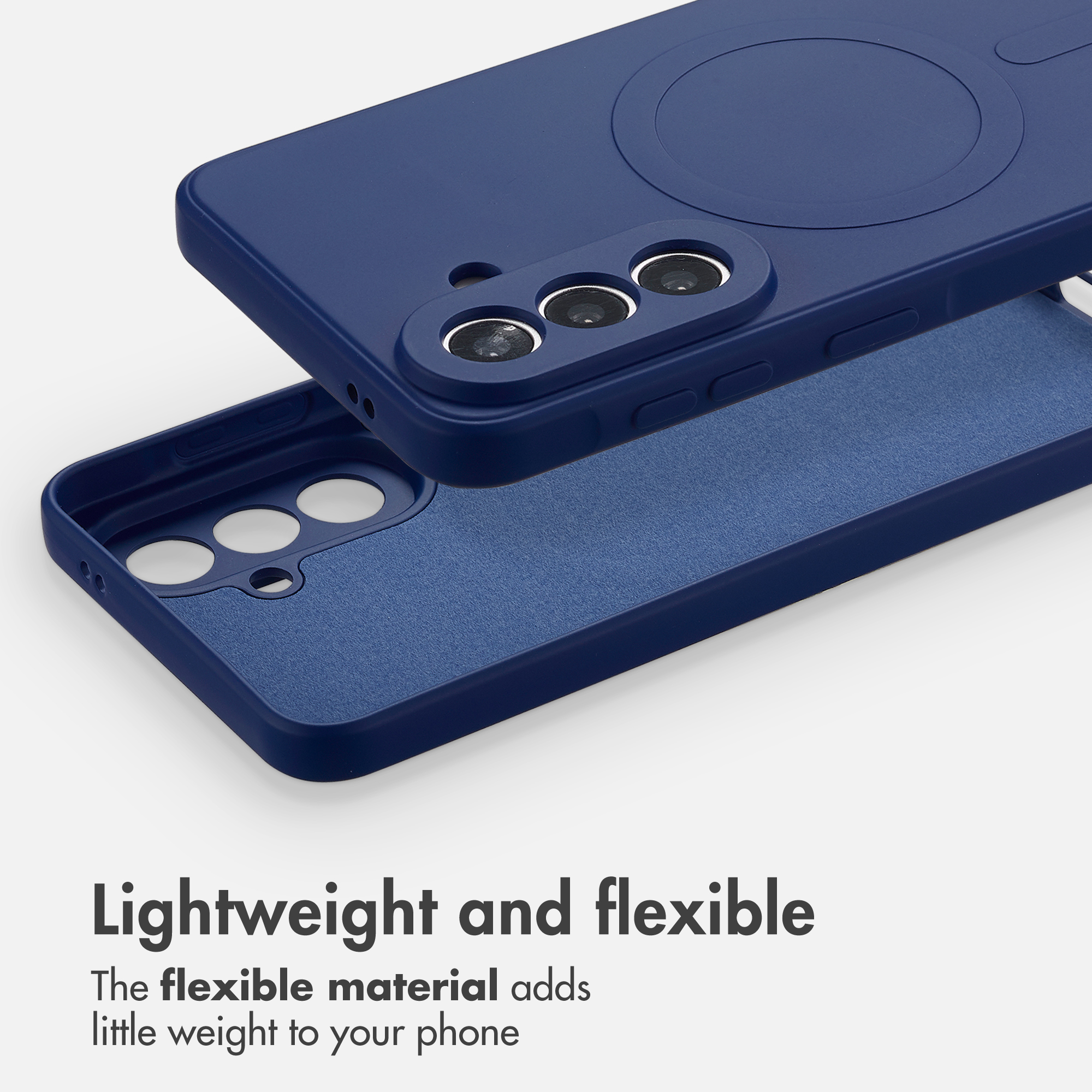 Coque de téléphone bleue et souple avec découpes pour appareil photo.