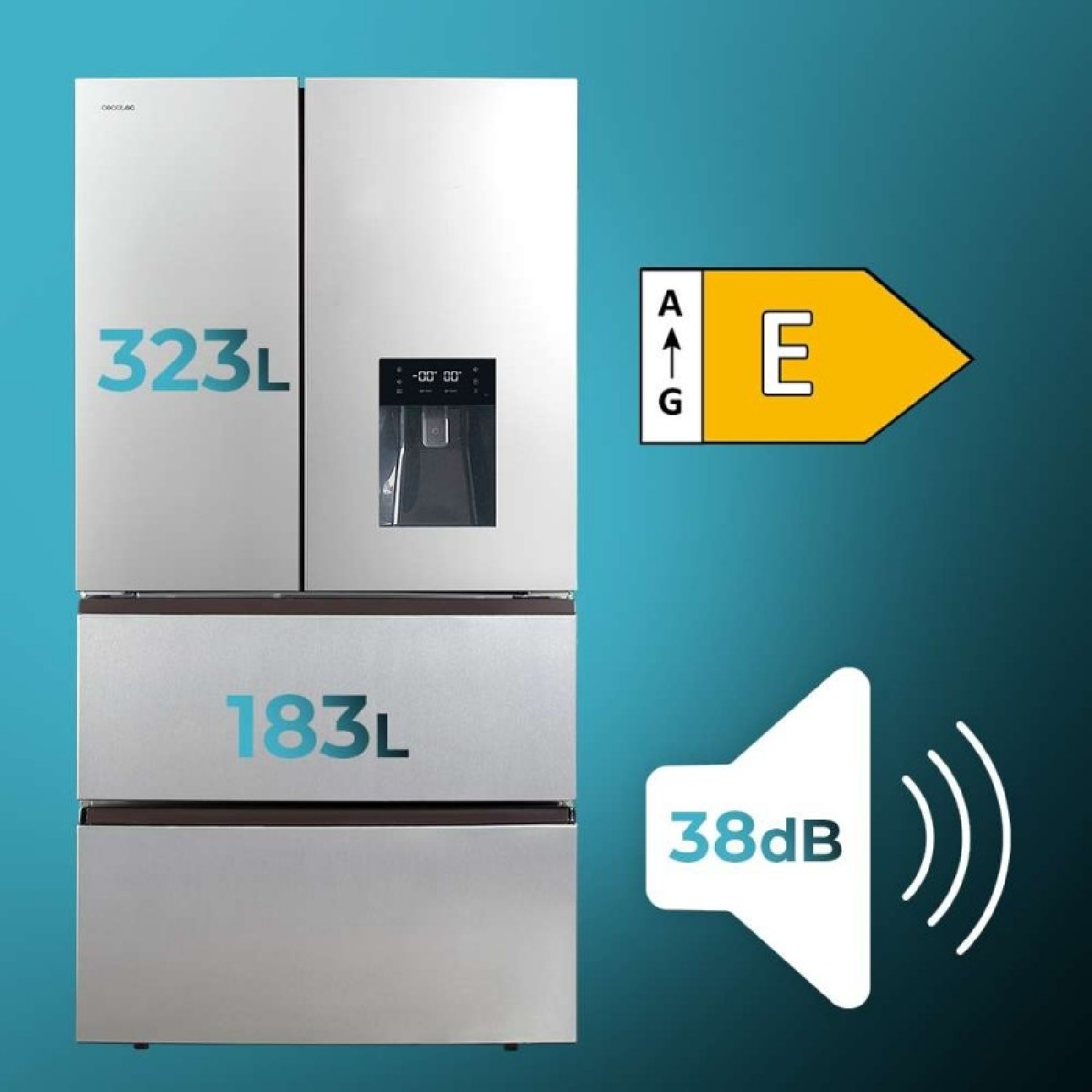 Frigorífico plateado de cuatro puertas sobre fondo azul con etiqueta energética E y nivel sonoro de 38 dB.