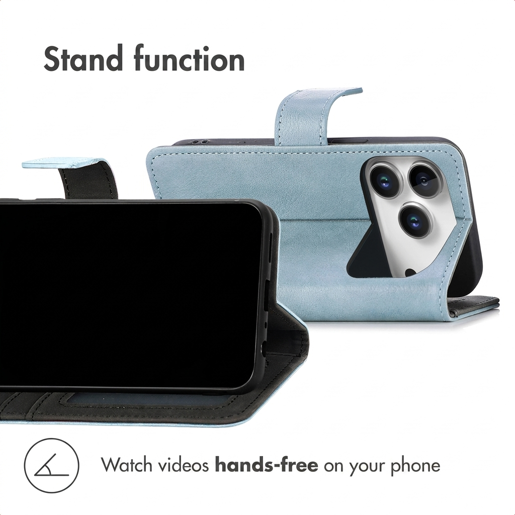 Coque de téléphone en cuir bleu clair en mode paysage avec fonction support pour regarder des vidéos.