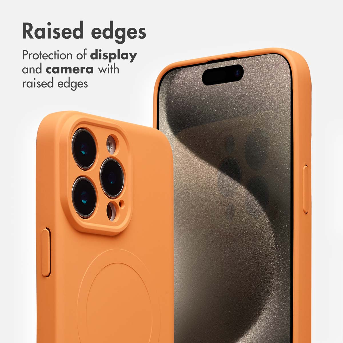 Deux coques de téléphone orange affichent des bords surélevés.