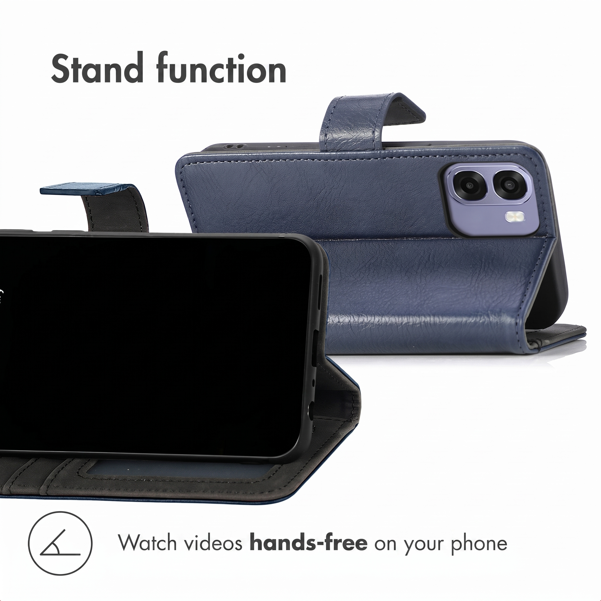 Una funda de móvil de cuero azul doblada como soporte, mostrando la pantalla frontal y la cámara dual.