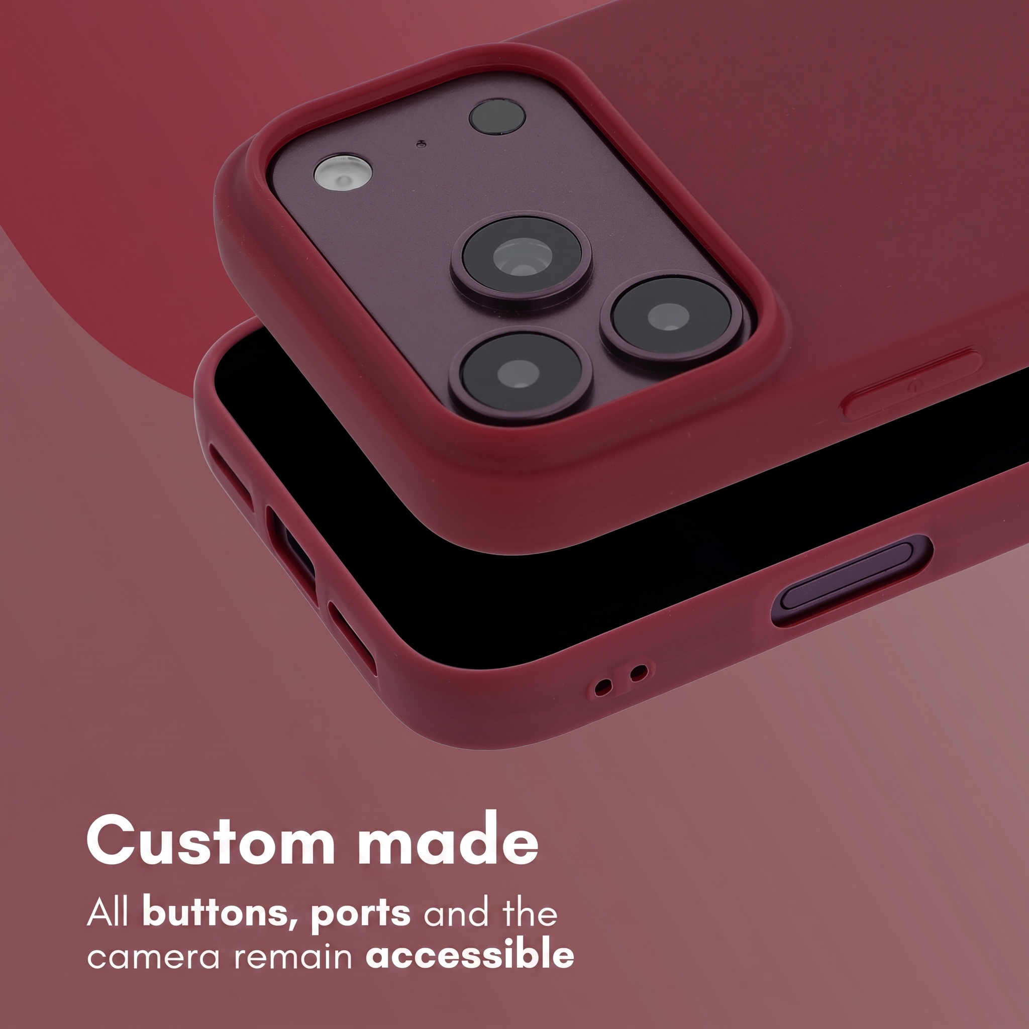 Coque de téléphone rouge foncé avec découpes pour l'appareil photo sur fond rouge.