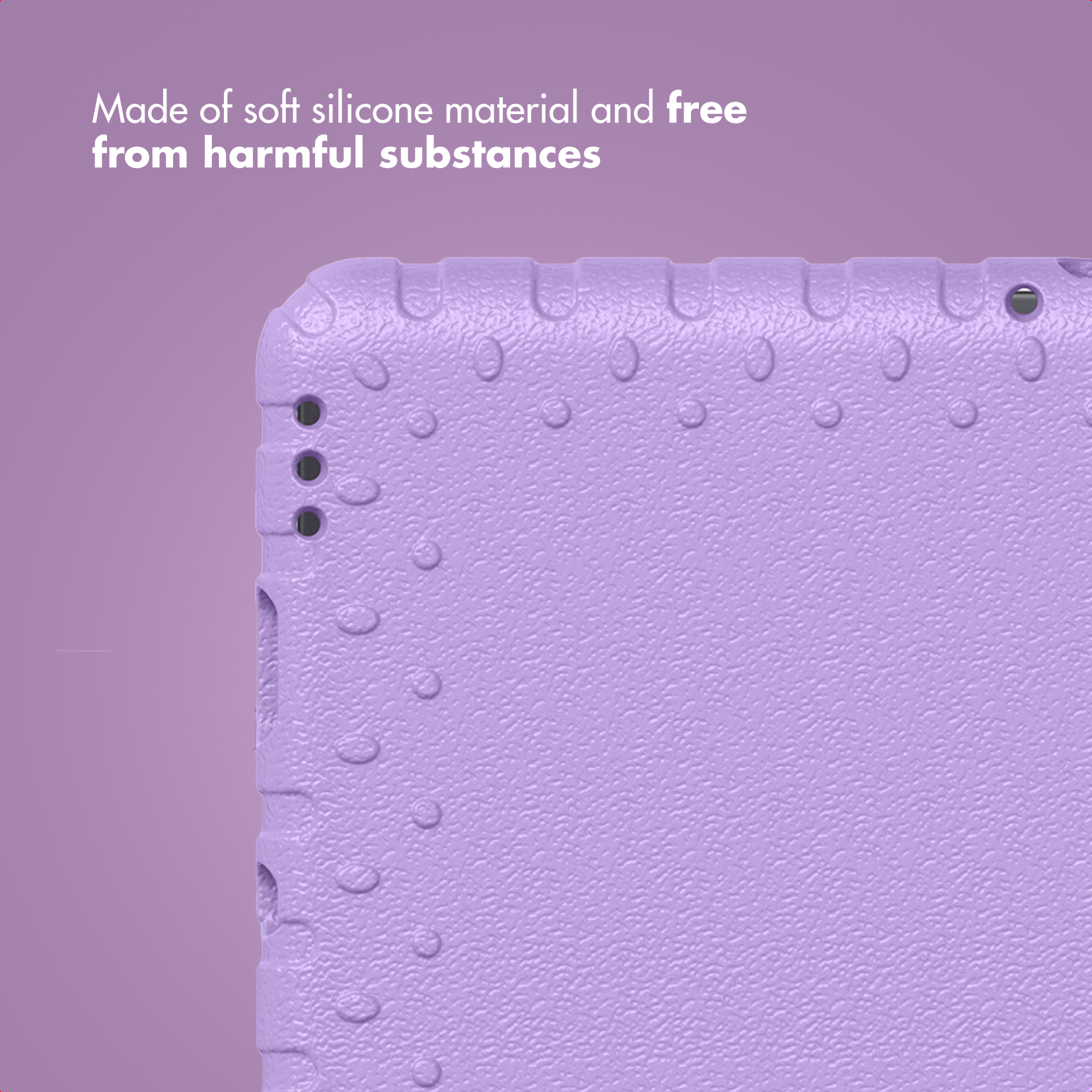 Étui de tablette en silicone violet avec surface texturée et texte.