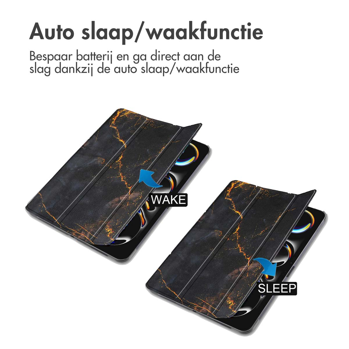 Twee tablets tonen de auto slaap- en waakfunctie van de hoes met zwart-gouden marmerpatroon.