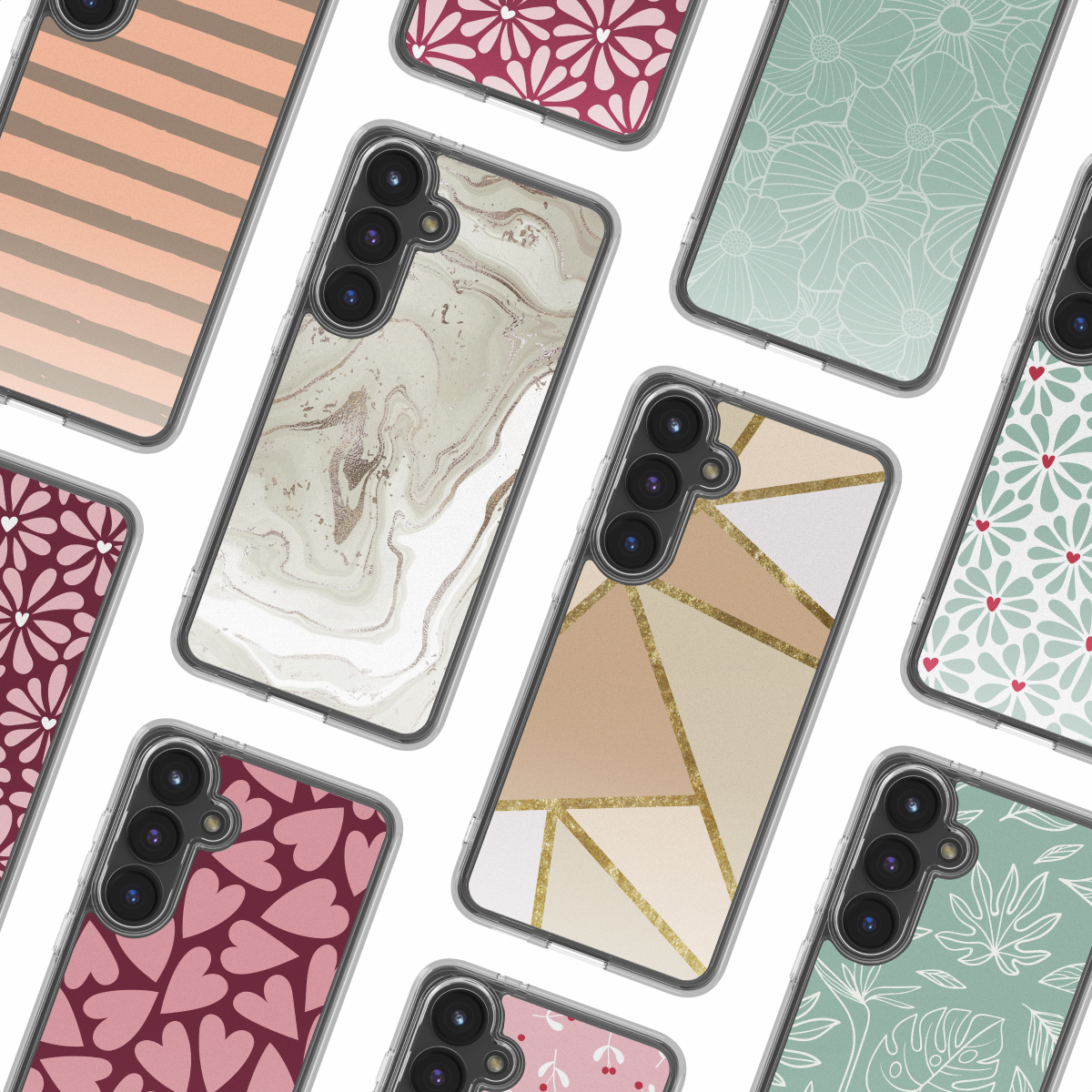Varias fundas para teléfonos con diversos patrones que incluyen rayas, mármol, corazones y flores.