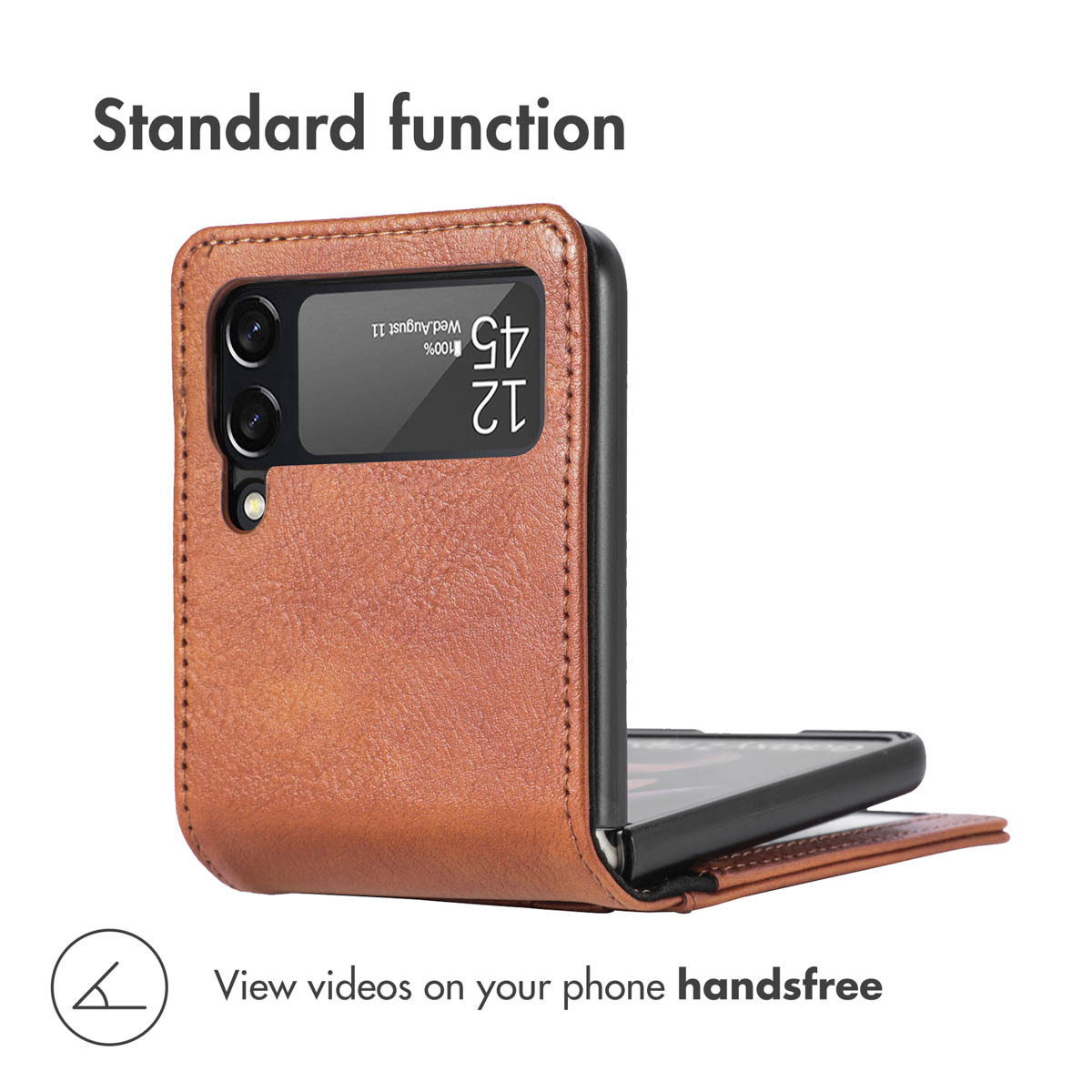 Un étui de smartphone en cuir marron partiellement plié avec deux caméras visibles sur fond blanc.
