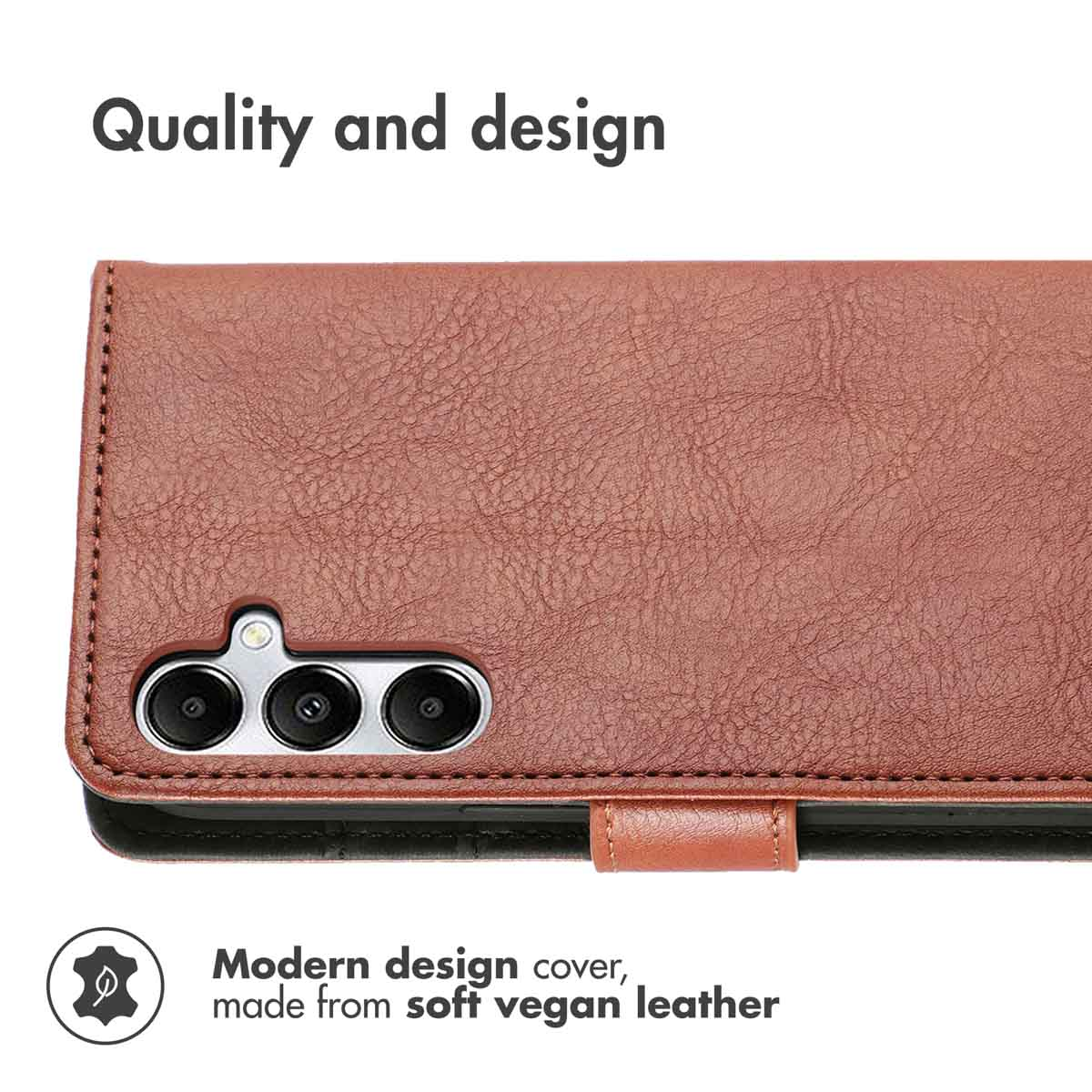 Custodia per telefono in pelle vegana marrone con ritagli per fotocamera.