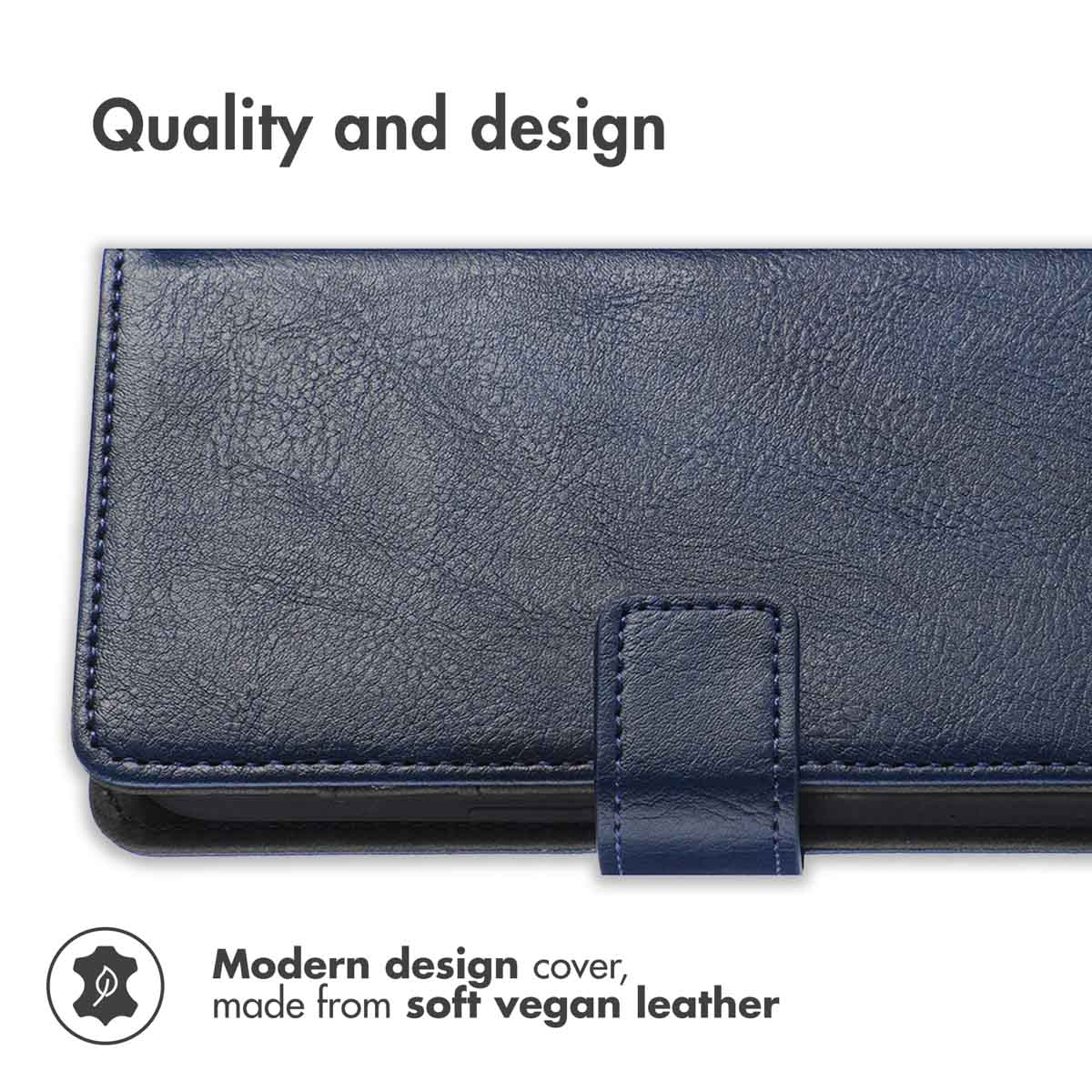 Étui de téléphone en cuir vegan bleu avec languette.