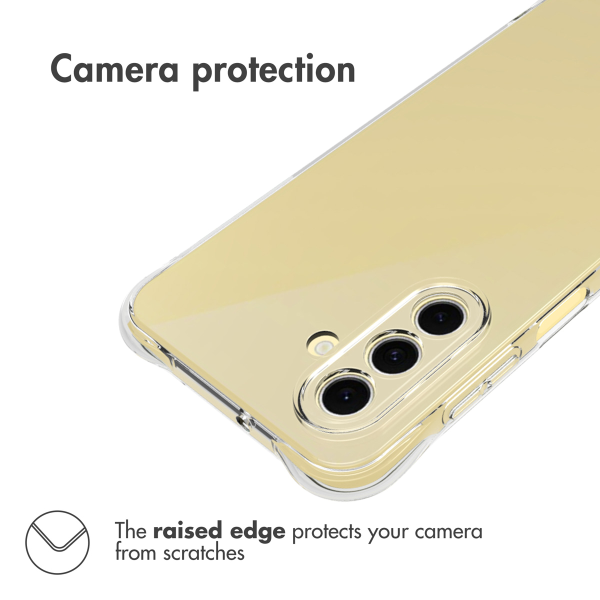 Funda protectora transparente en un smartphone amarillo con borde elevado alrededor de la cámara.