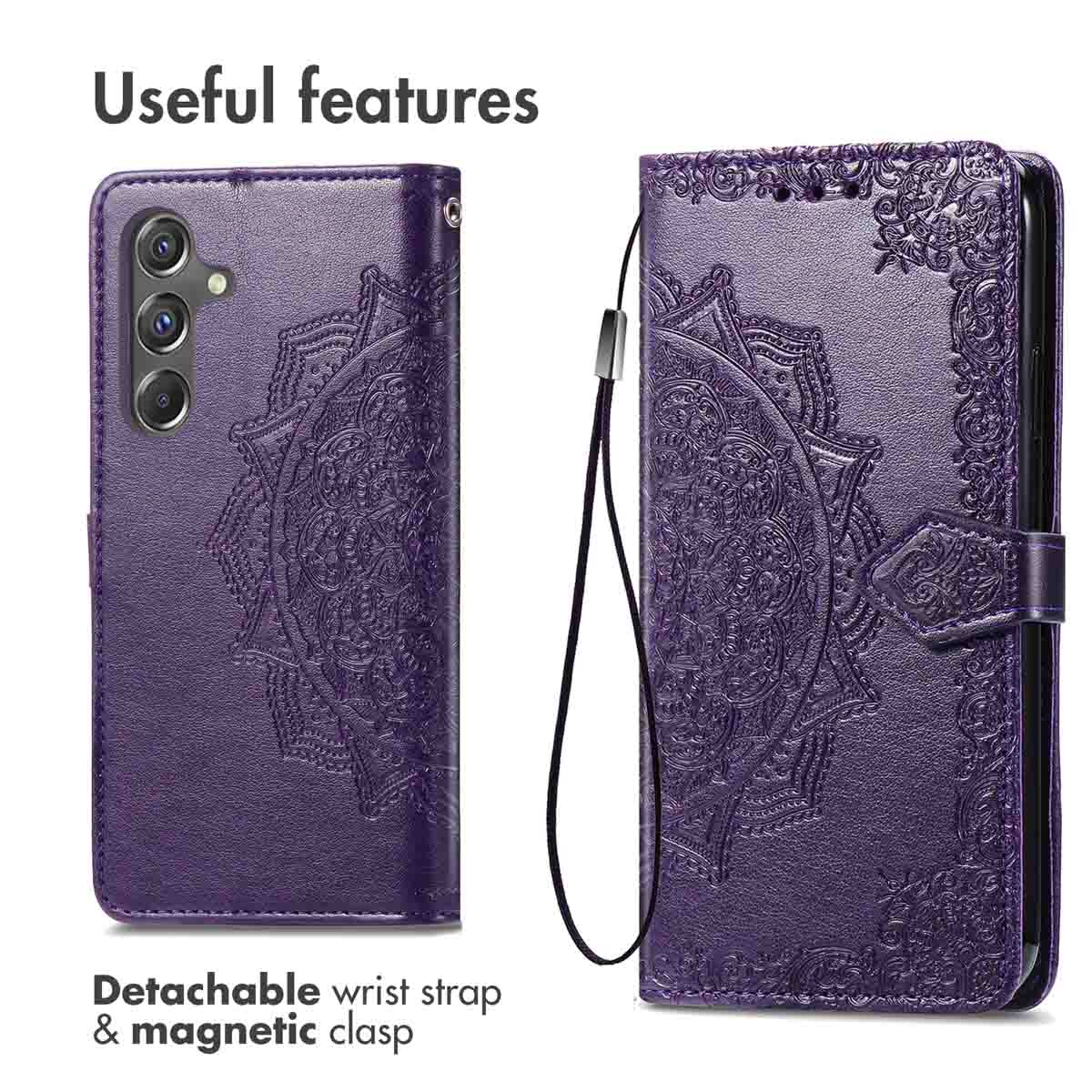 Funda de móvil morada con estampado, correa y cierre magnético.