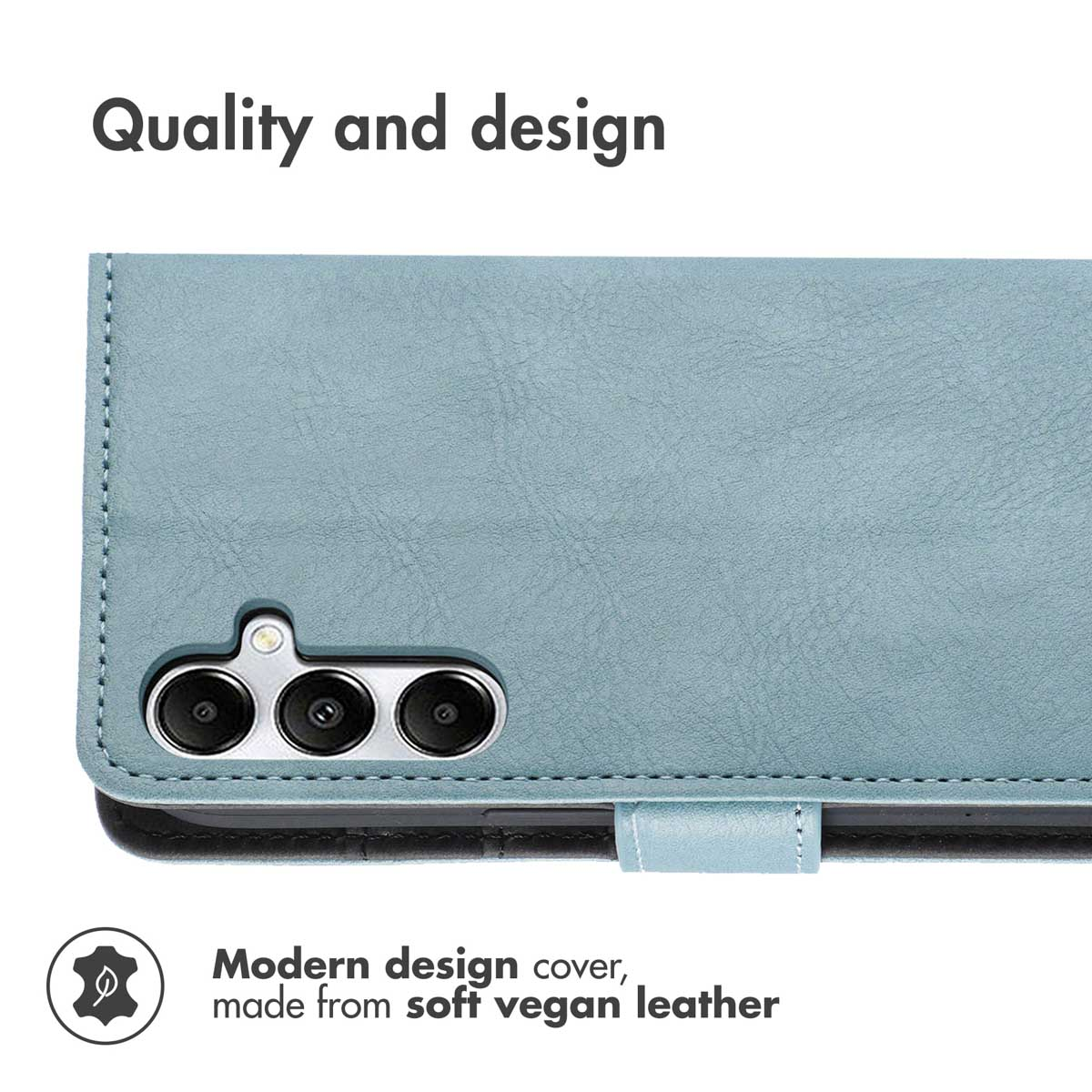 Hellblaue Handyhülle aus veganem Leder mit Kamera-Ausschnitten und Text über Qualität und Design.