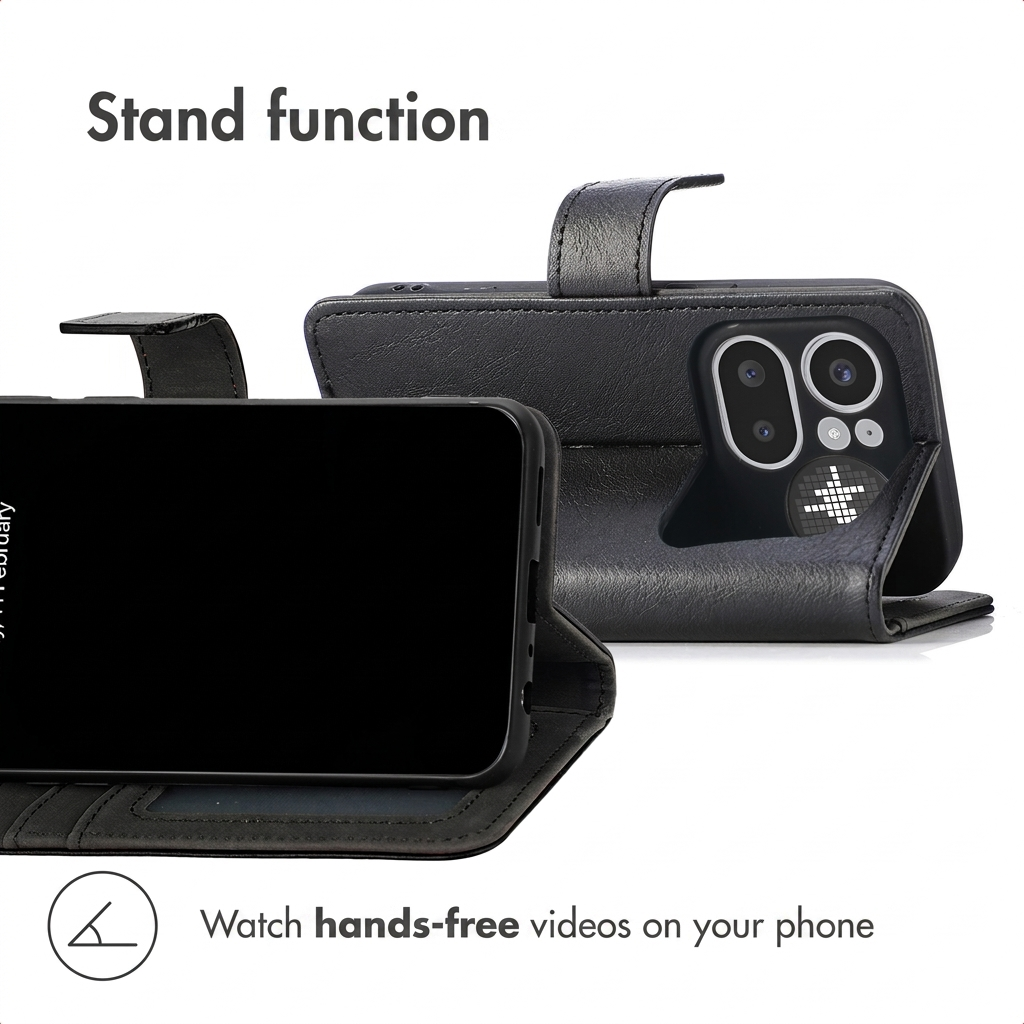 Een zwarte lederen smartphonehoes met standfunctie, toont de voor- en achterkant op een witte achtergrond.