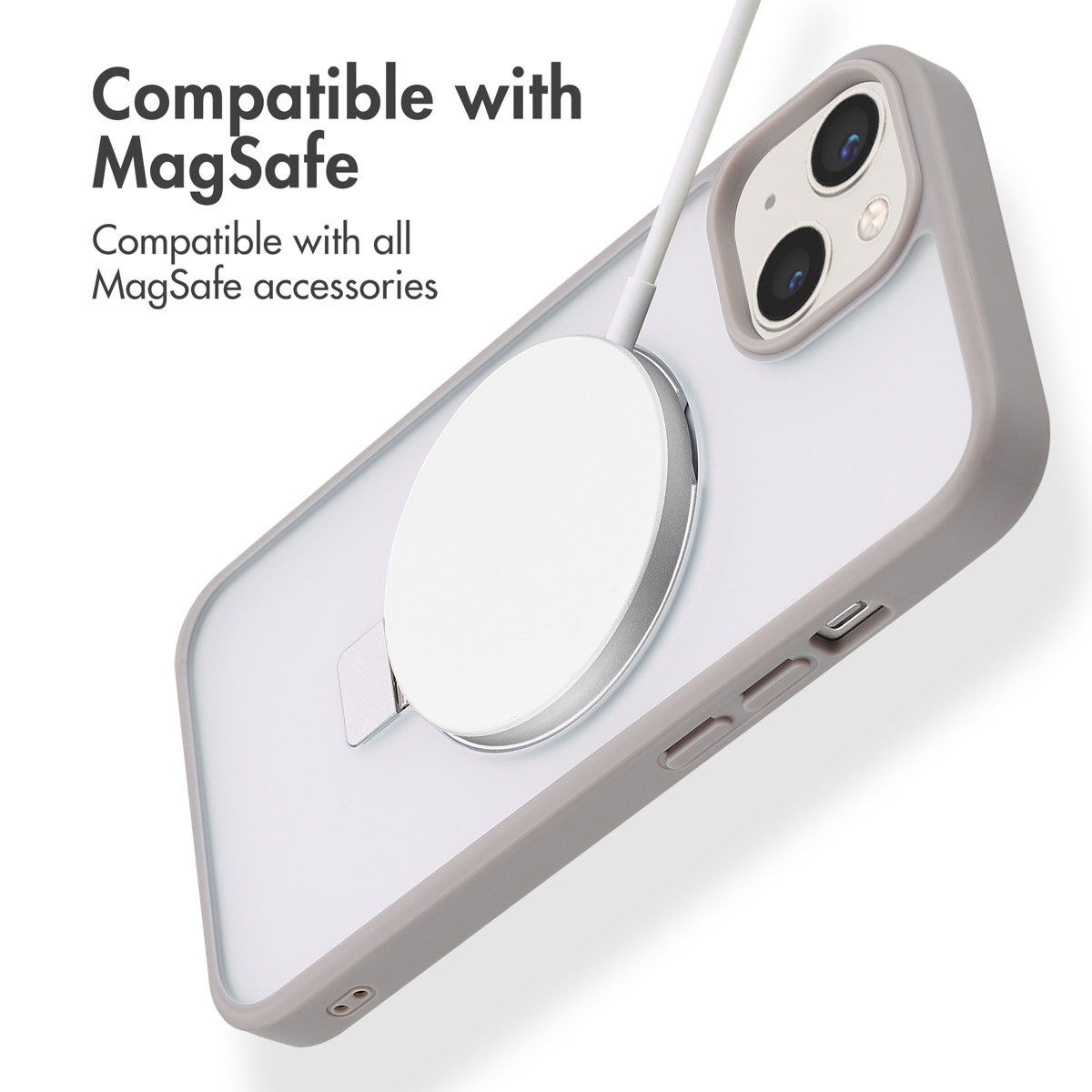 Ein graues Smartphone in einer Schutzhülle mit einer runden MagSafe-Ladeplatte auf der Rückseite.
