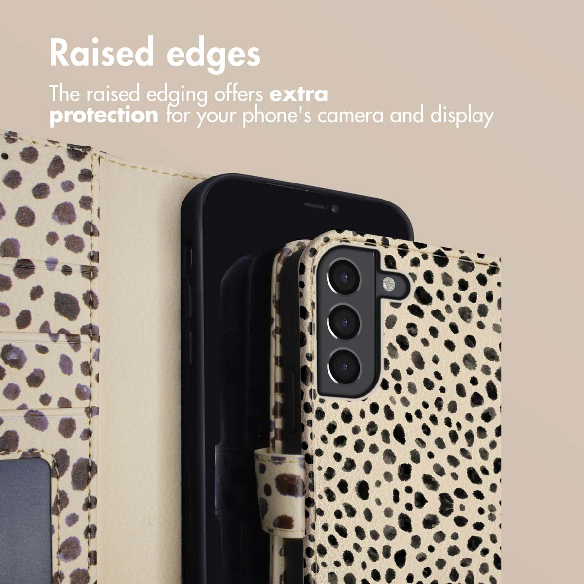 Coque de téléphone motif léopard avec bords surélevés pour protéger l'appareil photo et l'écran.