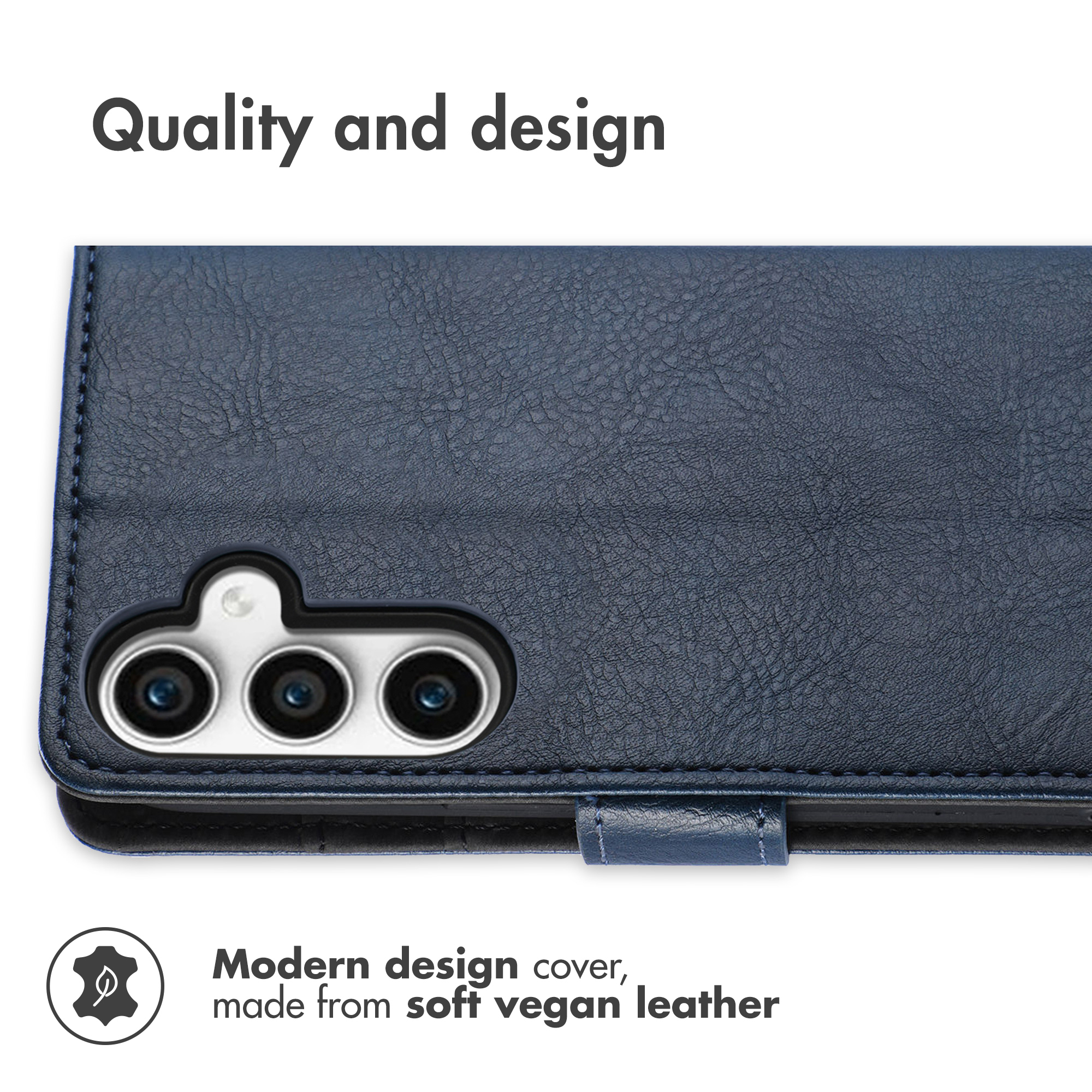 Gros plan d'une coque de téléphone en cuir vegan bleu avec trois objectifs et du texte.