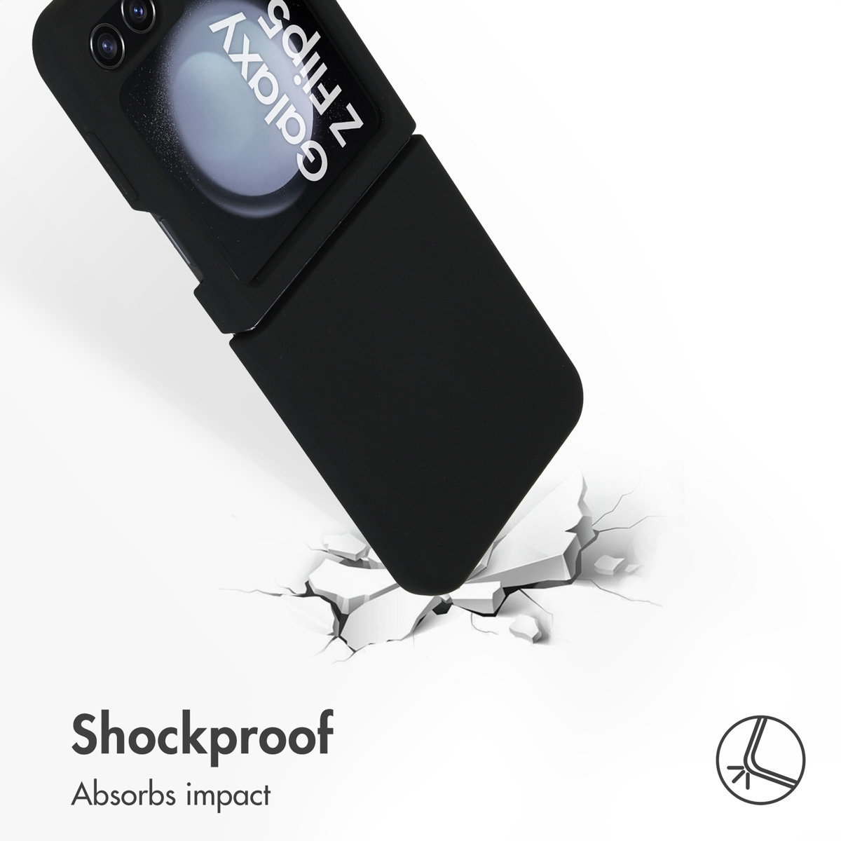 Un Galaxy Z Flip5 nero impatta su una superficie bianca in frantumi. Testo Shockproof.