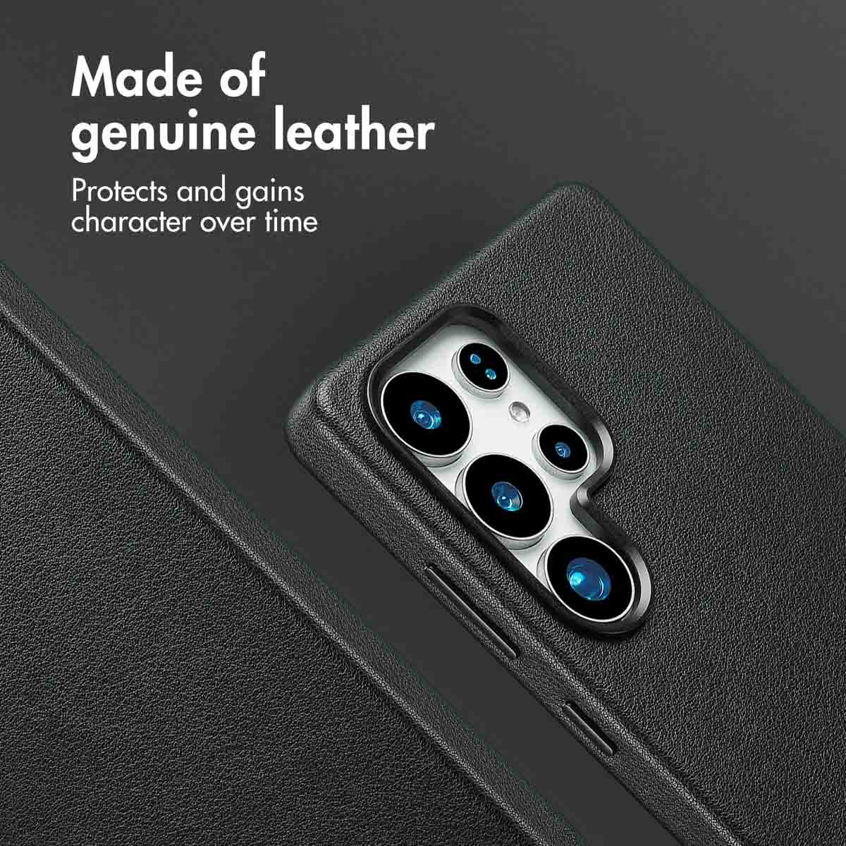 Schwarze Leder-Smartphonehülle mit Kameramodul, Text: Made of genuine leather.
