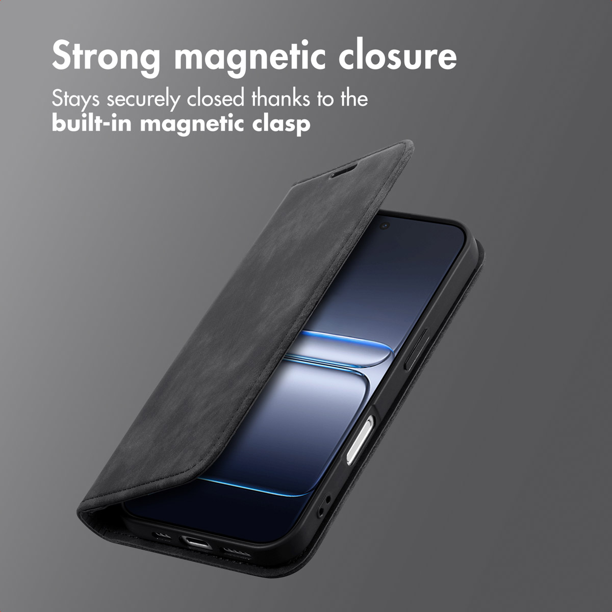 Uno smartphone nero in una custodia a libro con chiusura magnetica su sfondo grigio.