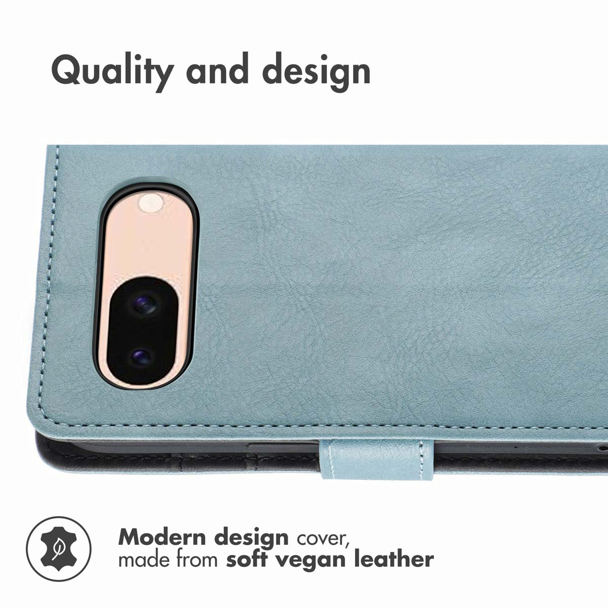 Custodia per telefono in pelle vegana blu con ritaglio per fotocamera e cuciture bianche.
