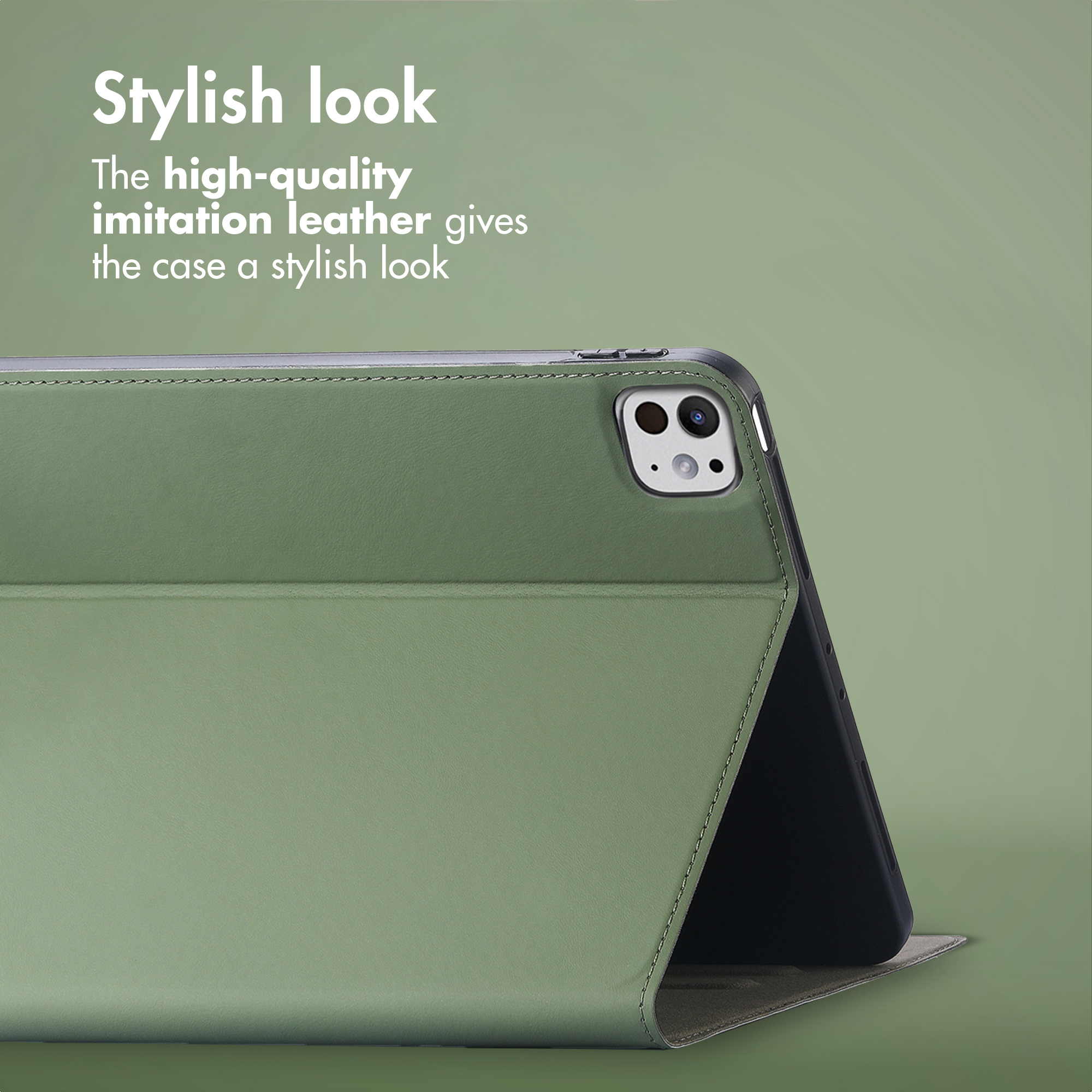 Un tablet in un'elegante custodia in pelle verde con modulo fotocamera su sfondo verde.