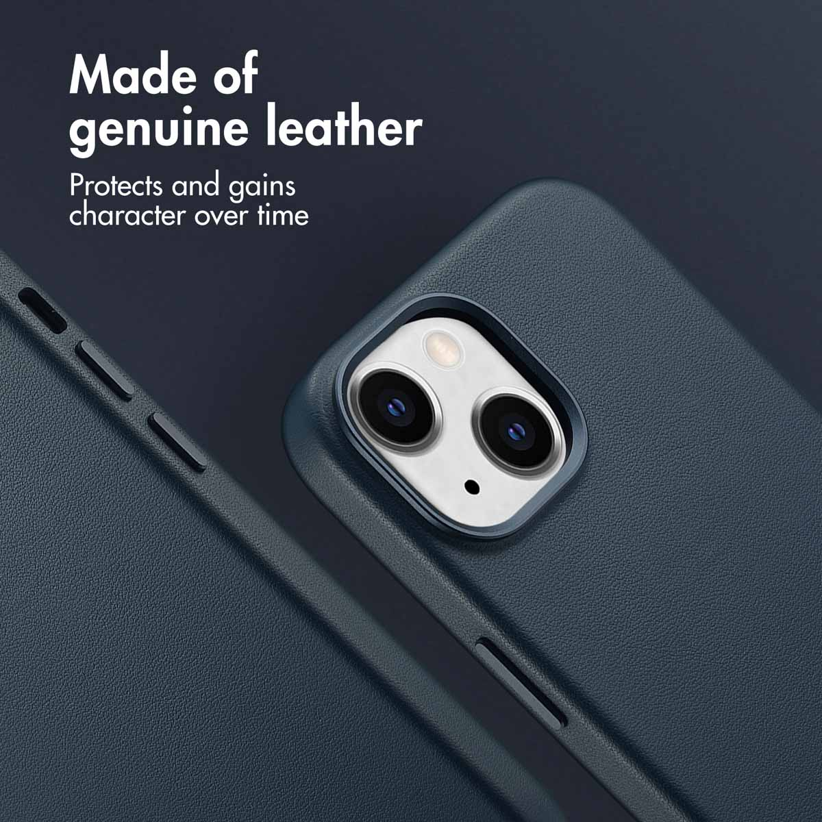 Custodia in pelle blu scuro con doppia fotocamera e testo "Made of genuine leather".