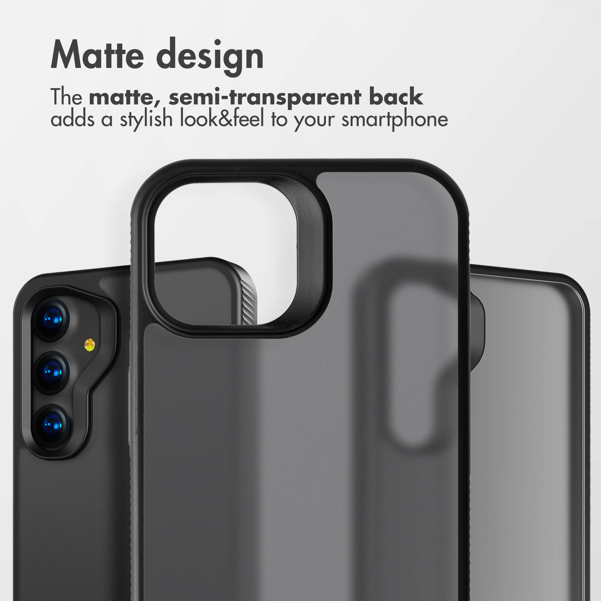 Trois coques de smartphone noires mates avec un dos semi-transparent sur fond blanc.