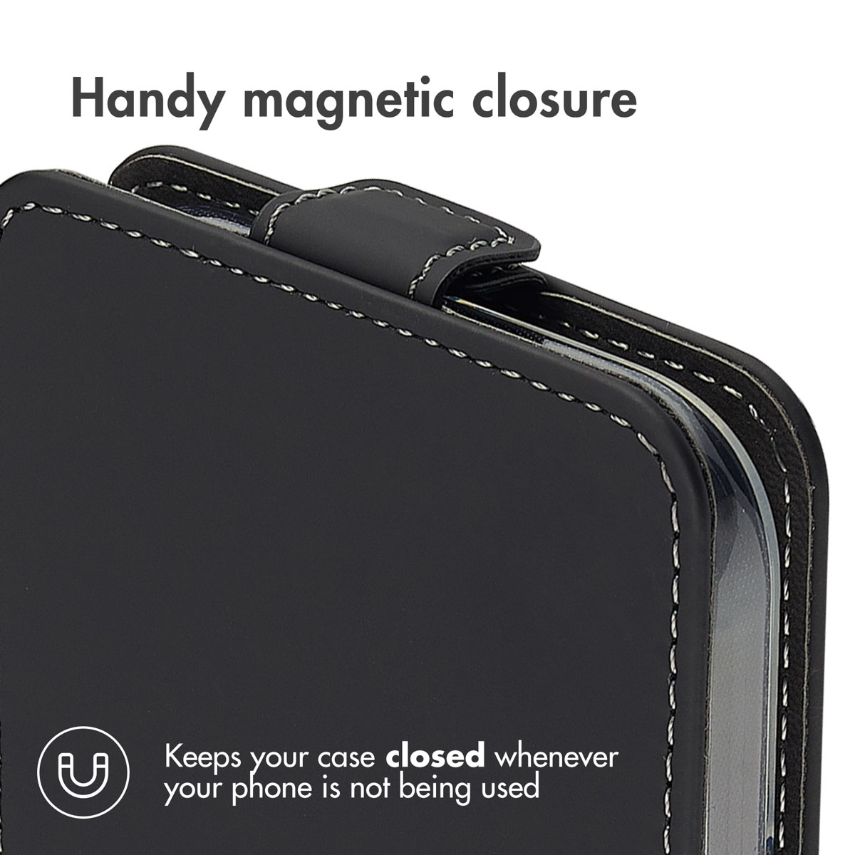 Schwarze Leder-Handyhülle mit weißer Naht und praktischem Magnetverschluss oben.